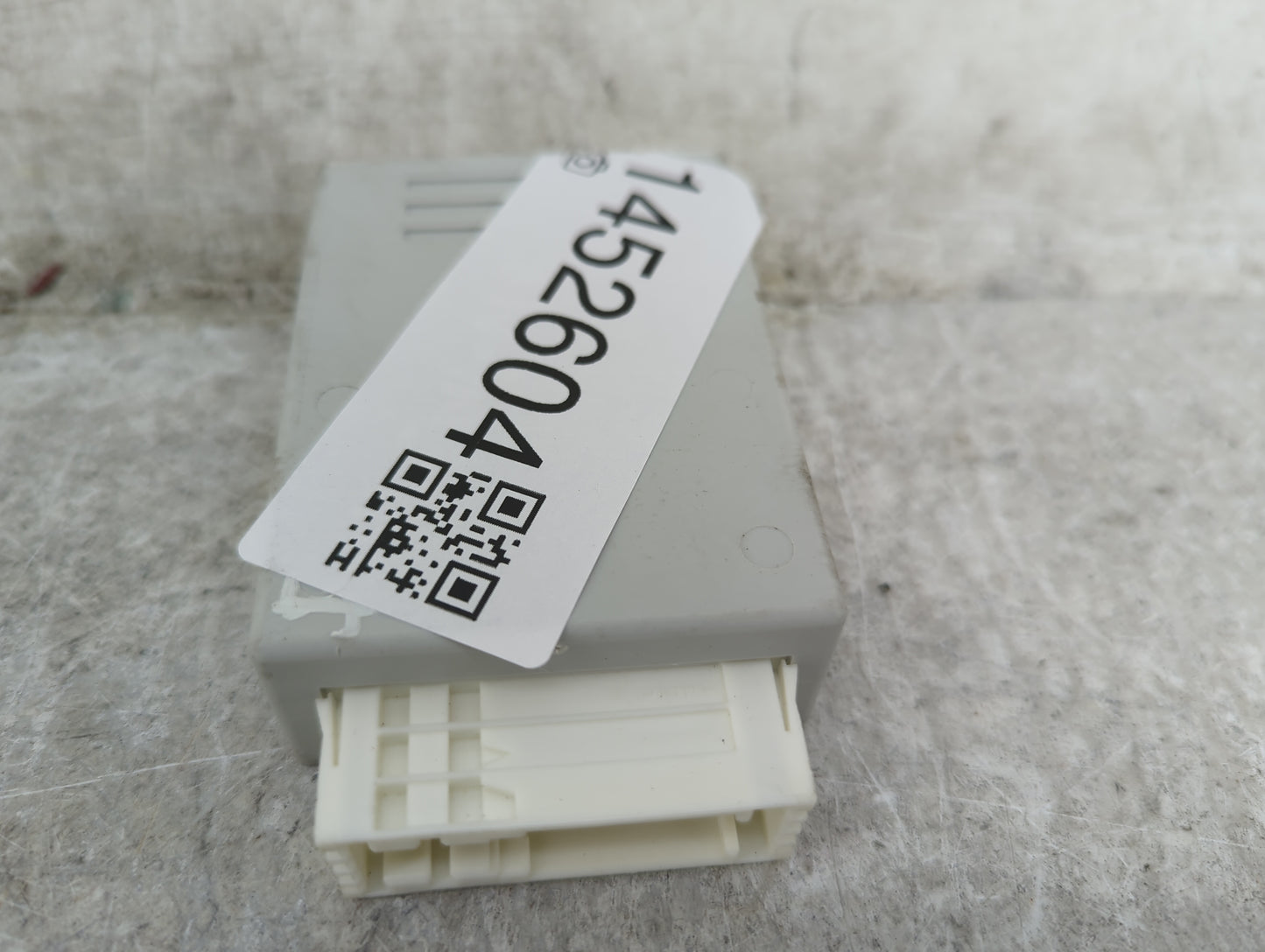 2008-2010 Bmw 528i Body Control Module Bcm Inner Cabin Fuse Box - Oemusedautoparts1.com
