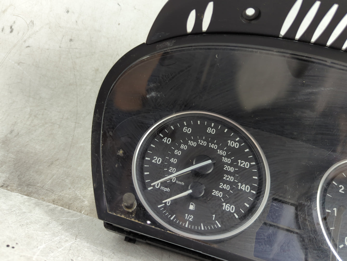 2008-2010 Bmw 528i Instrument Cluster Speedometer Gauges P/N:62.10-9 194 887 110.080.398/043 Miles:136K Fits Fits 2008 2009 
