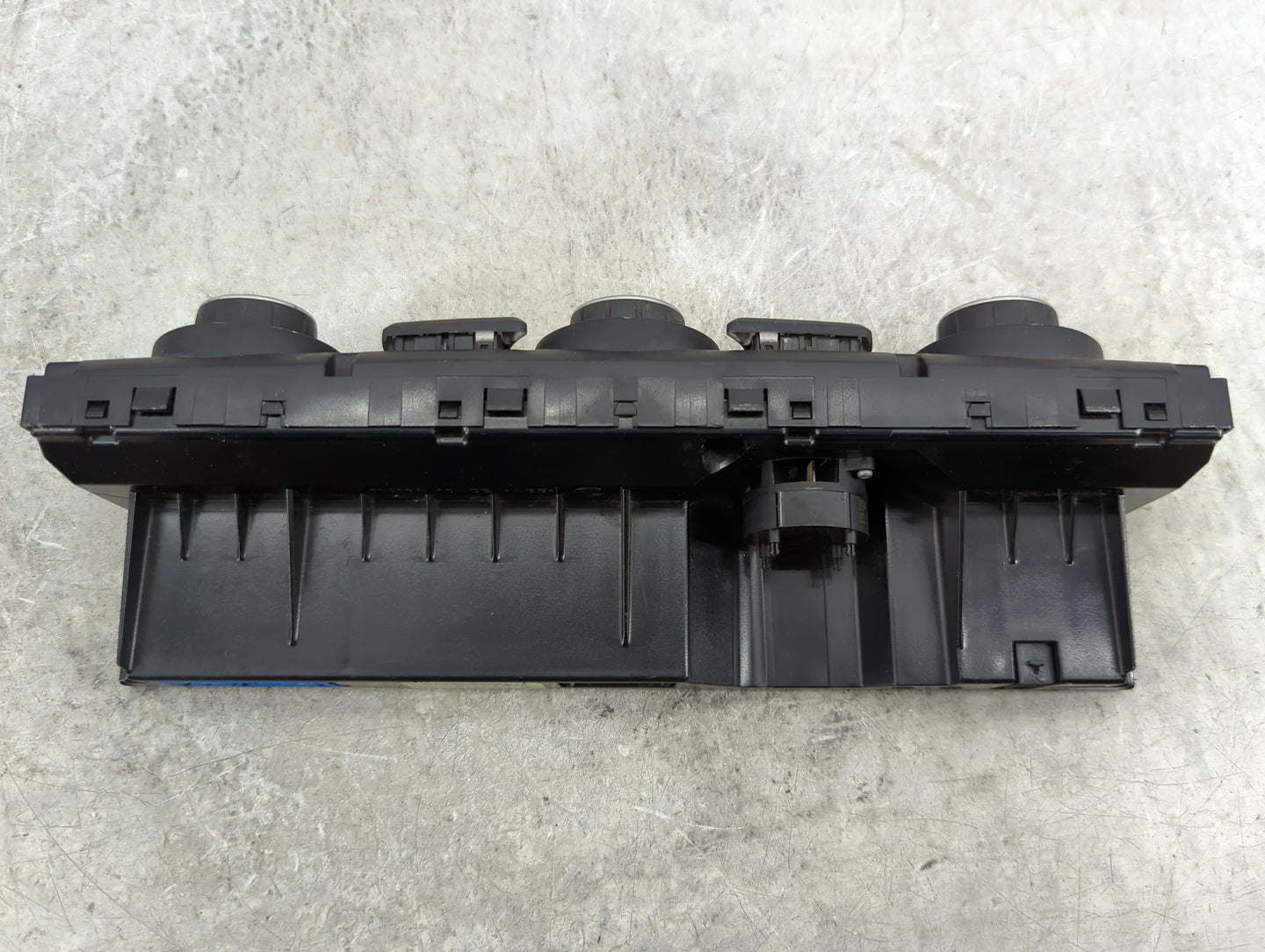 2008-2010 Bmw 528i Climate Control Module Temperature AC/Heater Replacement P/N:9177715-01 Fits Fits 2008 2009 2010 OEM Used