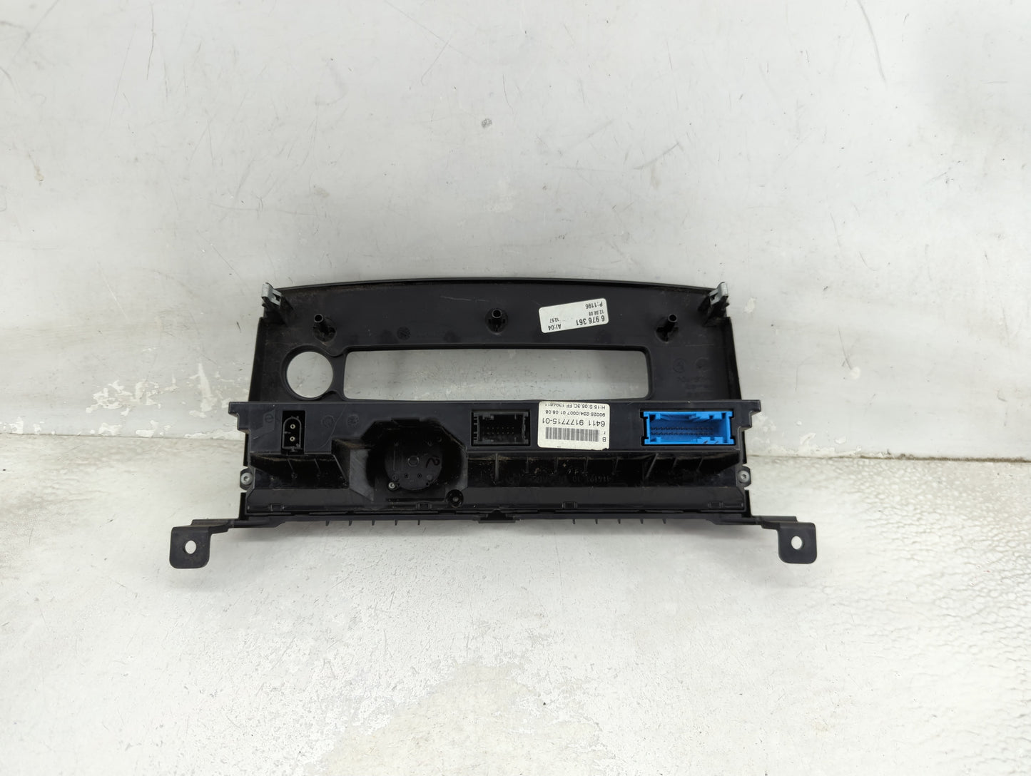 2008-2010 Bmw 528i Climate Control Module Temperature AC/Heater Replacement P/N:6411 9177715-01 9177715 Fits Fits 2008 2009 