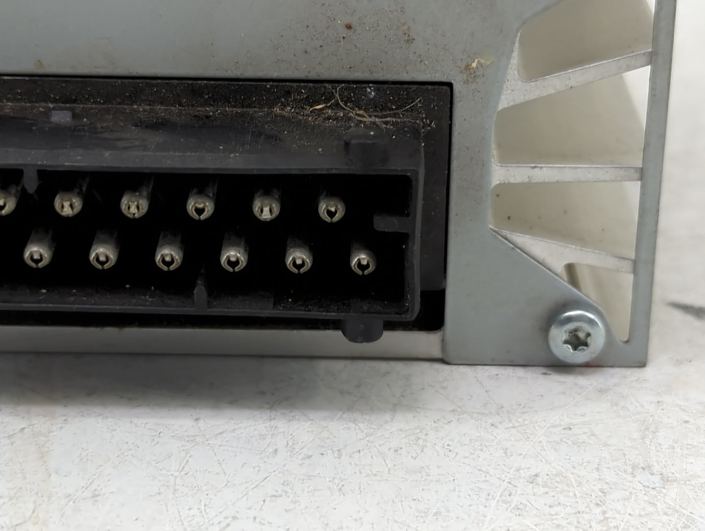 2010-2010 Bmw 528i Radio Speaker Amplifier - Oemusedautoparts1.com