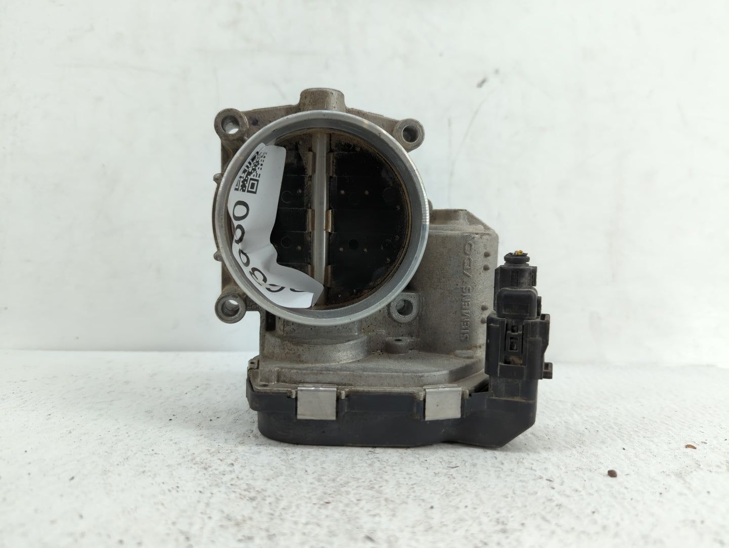 2008-2011 Bmw 528i Throttle Body P/N:7 556 118 1354 7556118 Fits Fits 2007 2008 2009 2010 2011 2012 2013 OEM Used Auto Parts