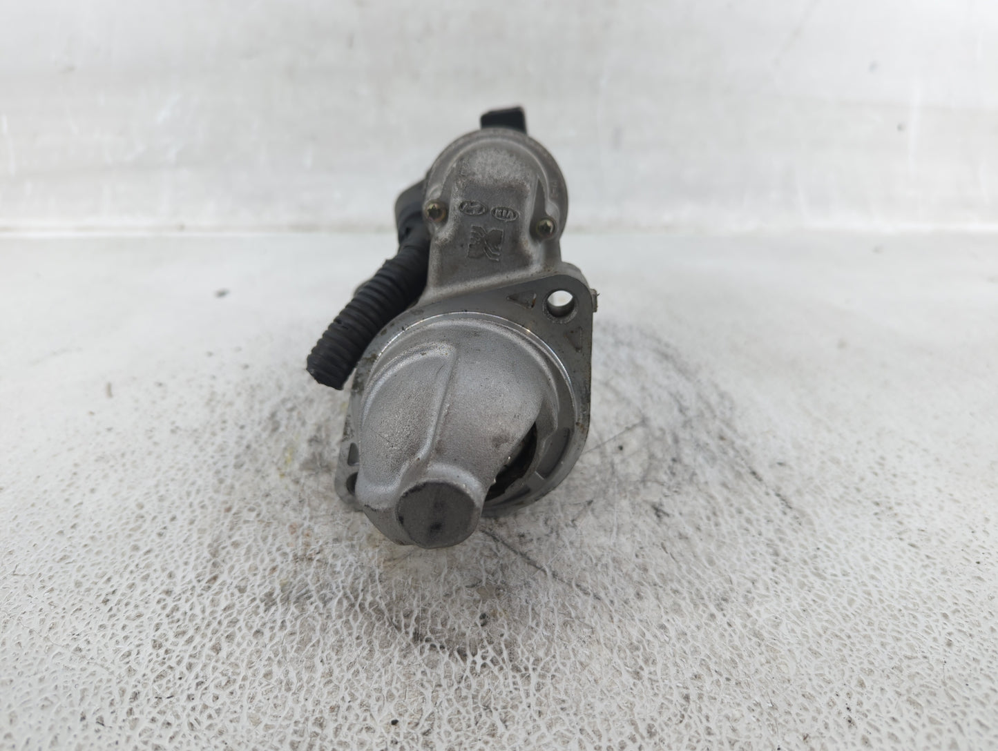 2008-2011 Bmw 528i Car Starter Motor Solenoid OEM P/N:36100-2G250 Fits Fits 2005 2006 2007 2008 2009 2010 2011 OEM Used Auto