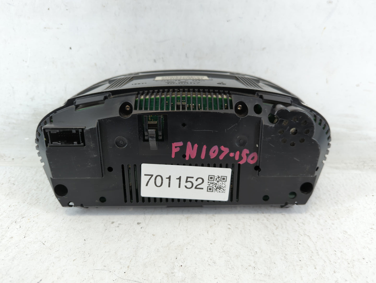 2008-2010 Bmw 528i Instrument Cluster Speedometer Gauges P/N:110 080 398 Fits Fits 2008 2009 2010 OEM Used Auto Parts - Oemu