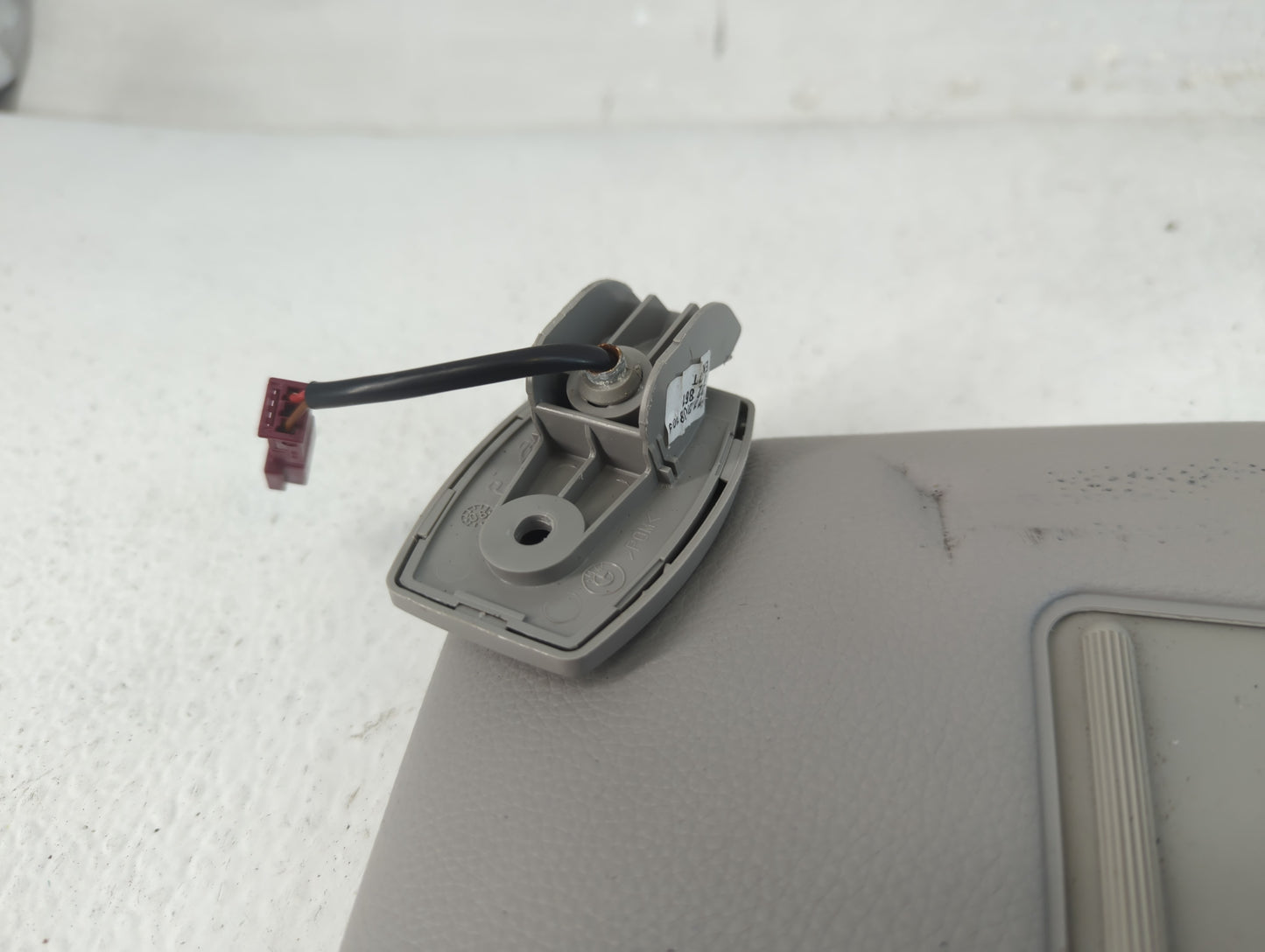 2009 Bmw 528i Sun Visor Shade Replacement Driver Left Mirror Fits OEM Used Auto Parts - Oemusedautoparts1.com