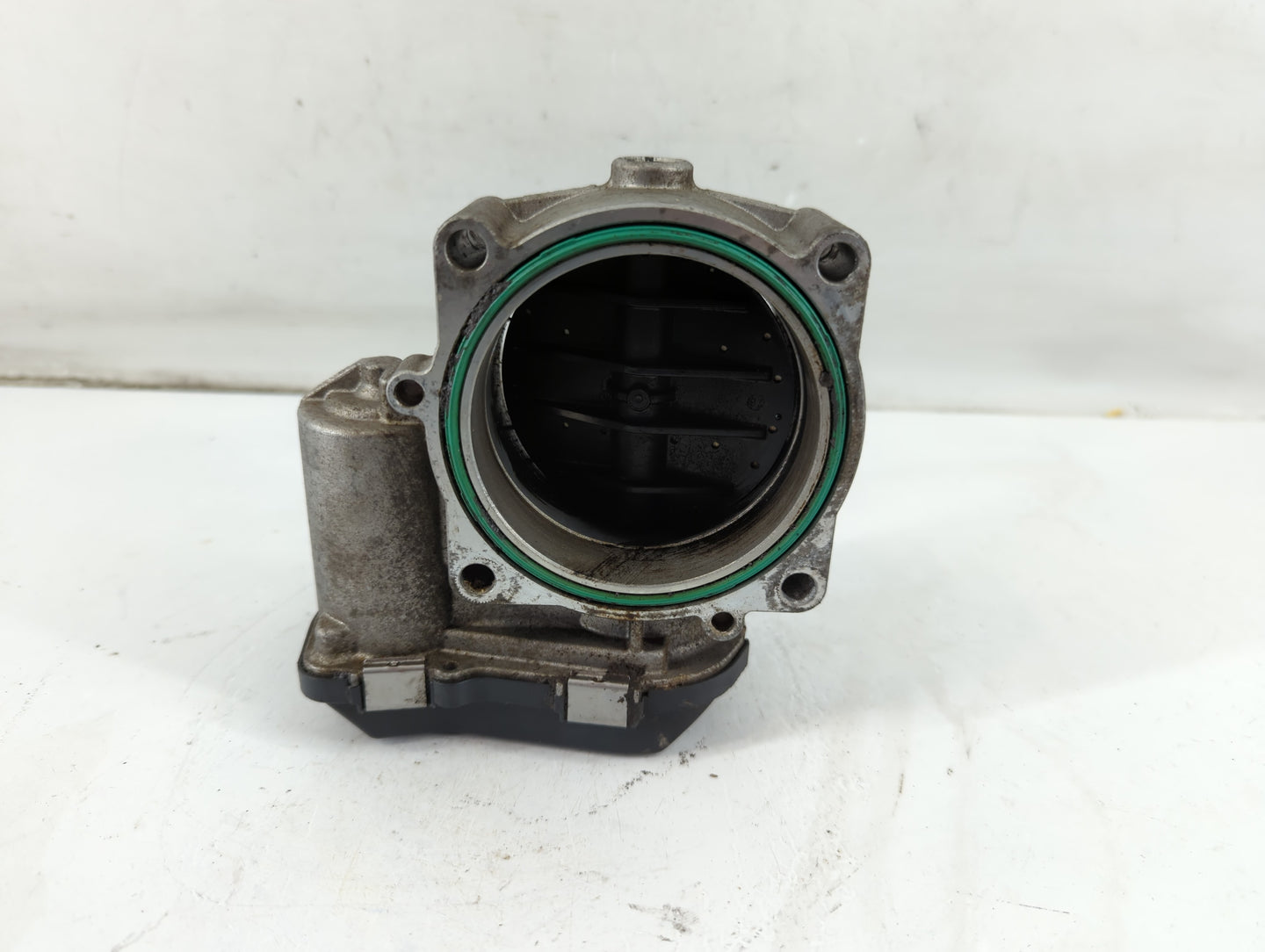 2008-2011 Bmw 528i Throttle Body P/N:1354 7556118-03 Fits Fits 2007 2008 2009 2010 2011 2012 2013 OEM Used Auto Parts - Oemu