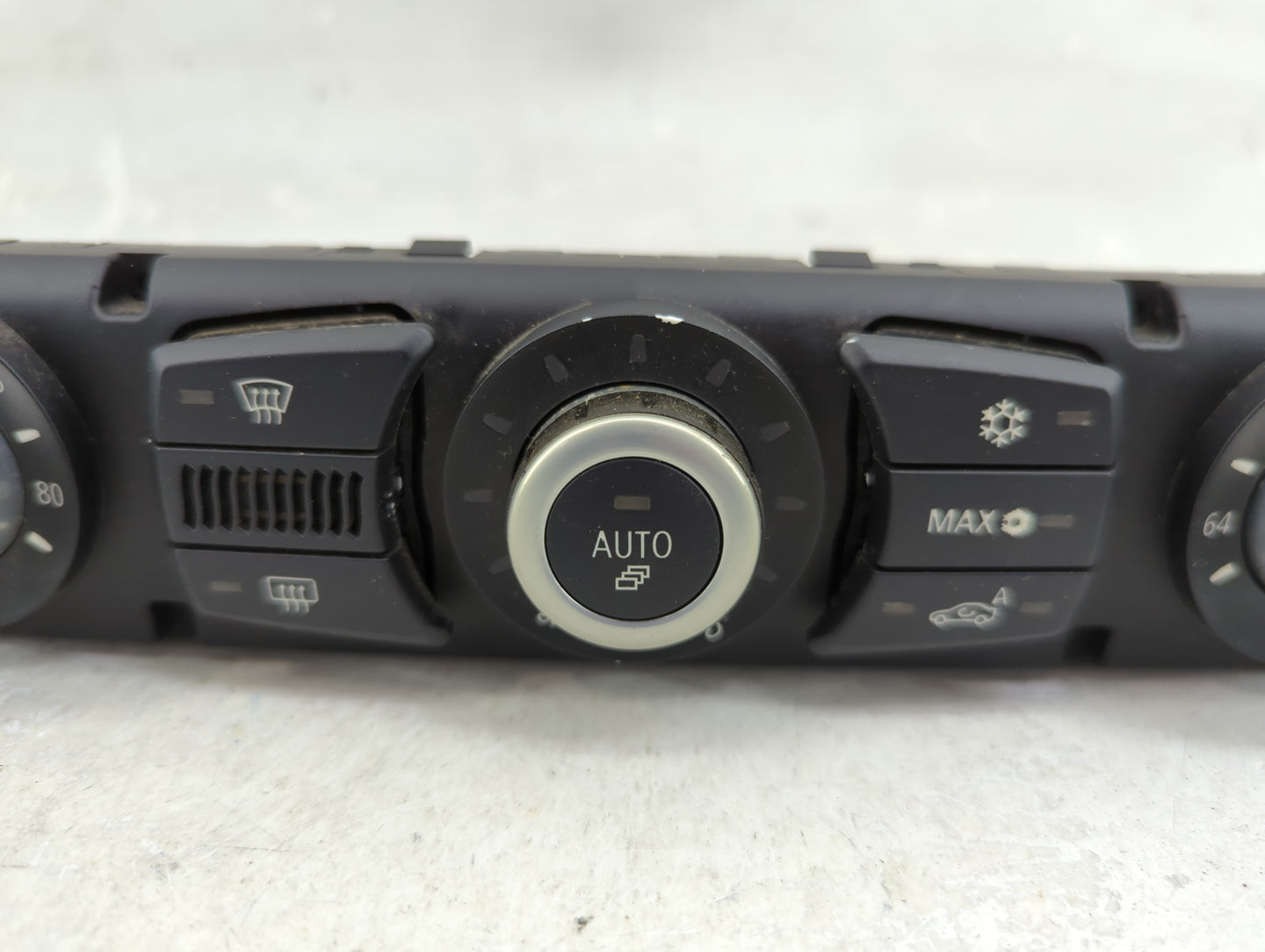 2008-2010 Bmw 550i Climate Control Module Temperature AC/Heater Replacement P/N:6411 9177715-01 Fits Fits 2008 2009 2010 OEM