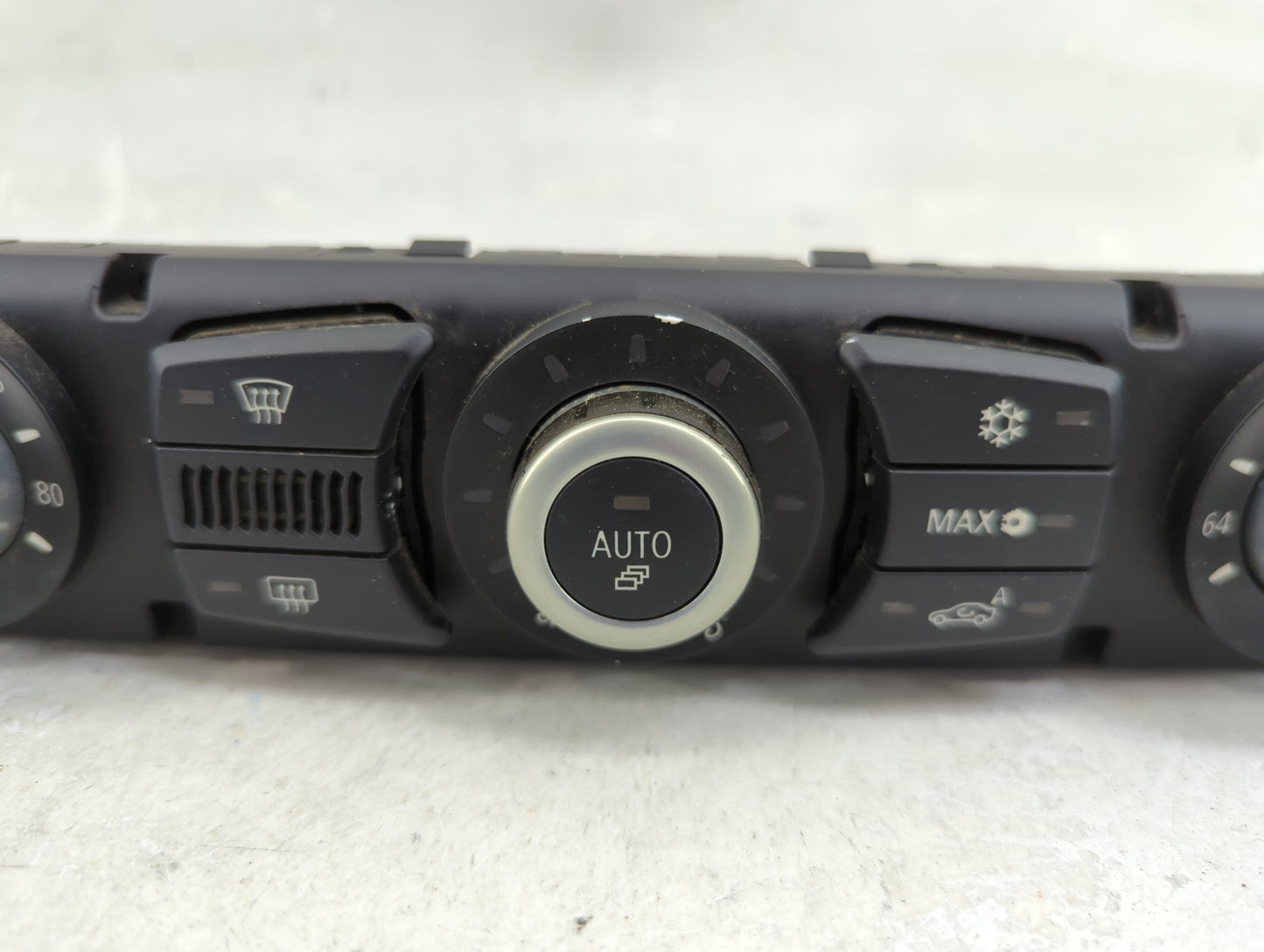 2008-2010 Bmw 550i Climate Control Module Temperature AC/Heater Replacement P/N:6411 9177715-01 Fits Fits 2008 2009 2010 OEM