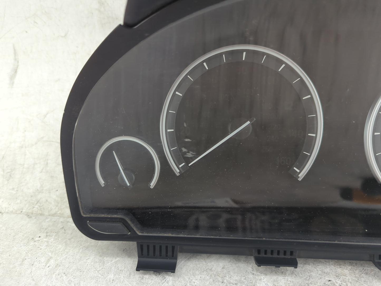 2009-2011 Bmw 750 Instrument Cluster Speedometer Gauges P/N:9214730-01 0263651304, 173884-10 Miles:139K Fits Fits 2009 2010 