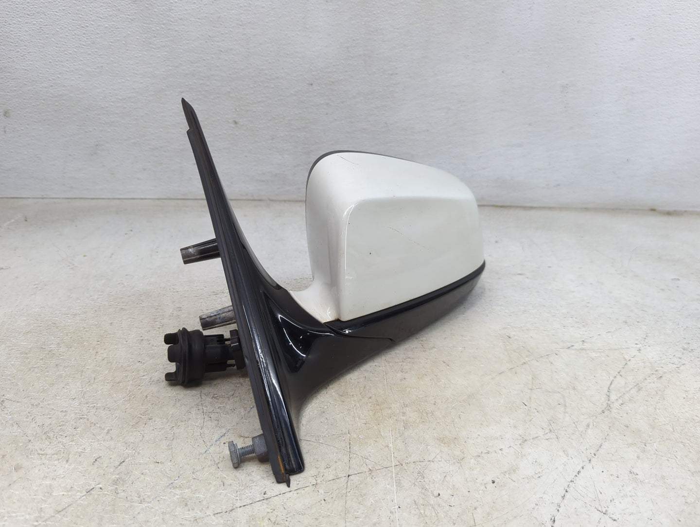 2009-2012 Bmw 750 Driver Side View Mirror - Left Door Mirror OEM Used - Oemusedautoparts1.com