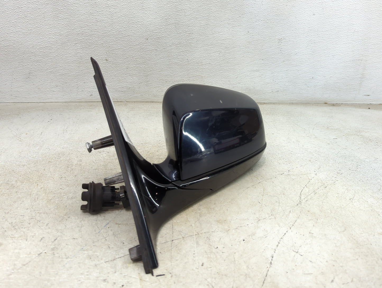 2009-2012 Bmw 750 Driver Side View Mirror - Left Door Mirror OEM Used - Oemusedautoparts1.com
