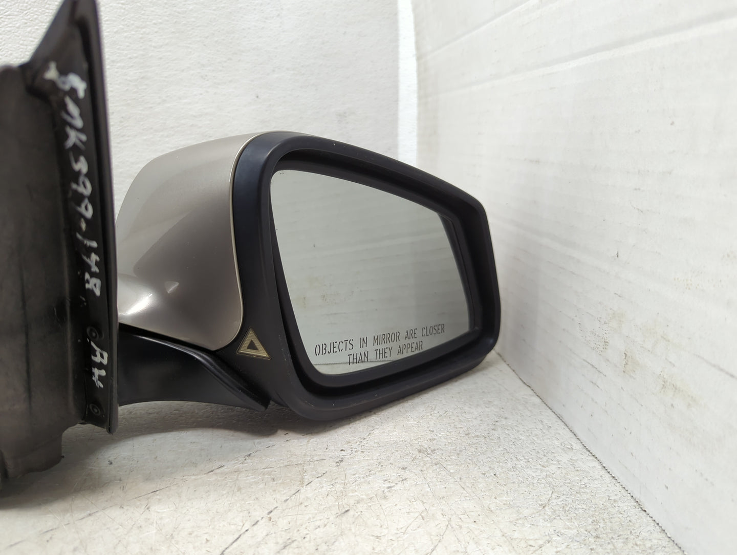 2009-2012 Bmw 750 Passenger Side View Mirror - Right Door Mirror OEM Used - Oemusedautoparts1.com