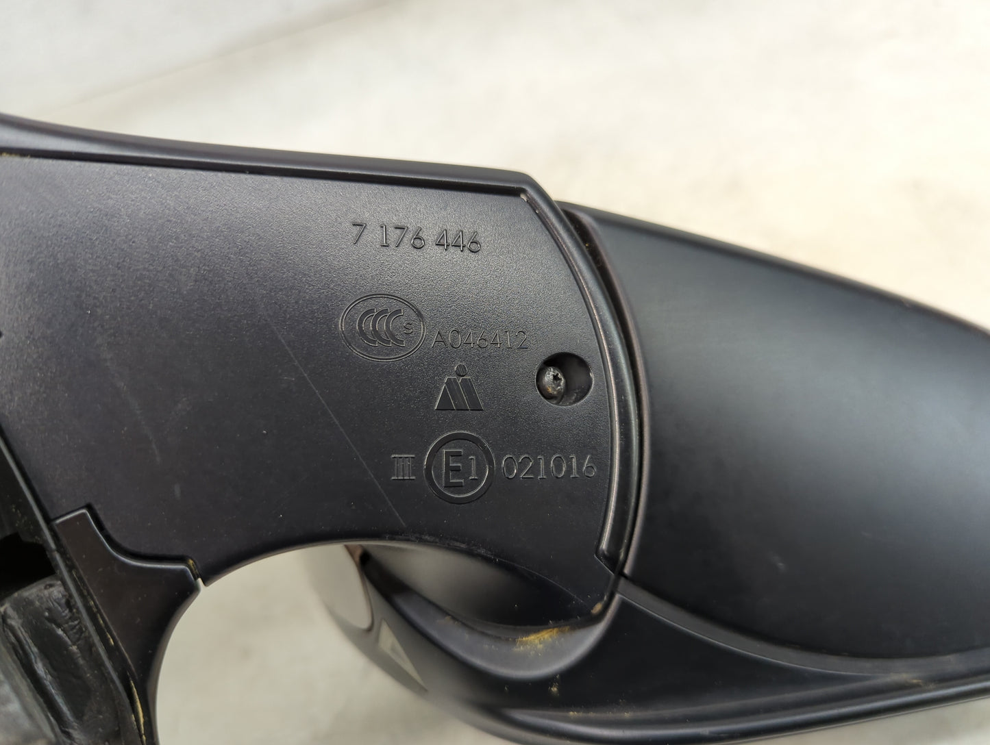 2009-2012 Bmw 750 Driver Side View Mirror - Left Door Mirror OEM Used - Oemusedautoparts1.com