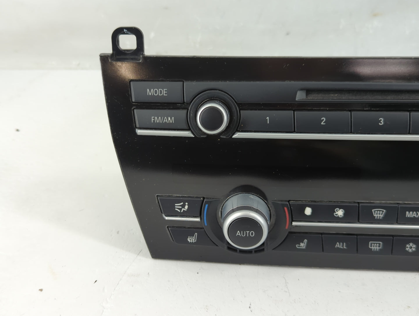 2007-2010 Bmw 750i Radio AM FM Cd Player Receiver Replacement P/N:4231110-01 Fits Fits 2006 2007 2008 2009 2010 OEM Used Aut