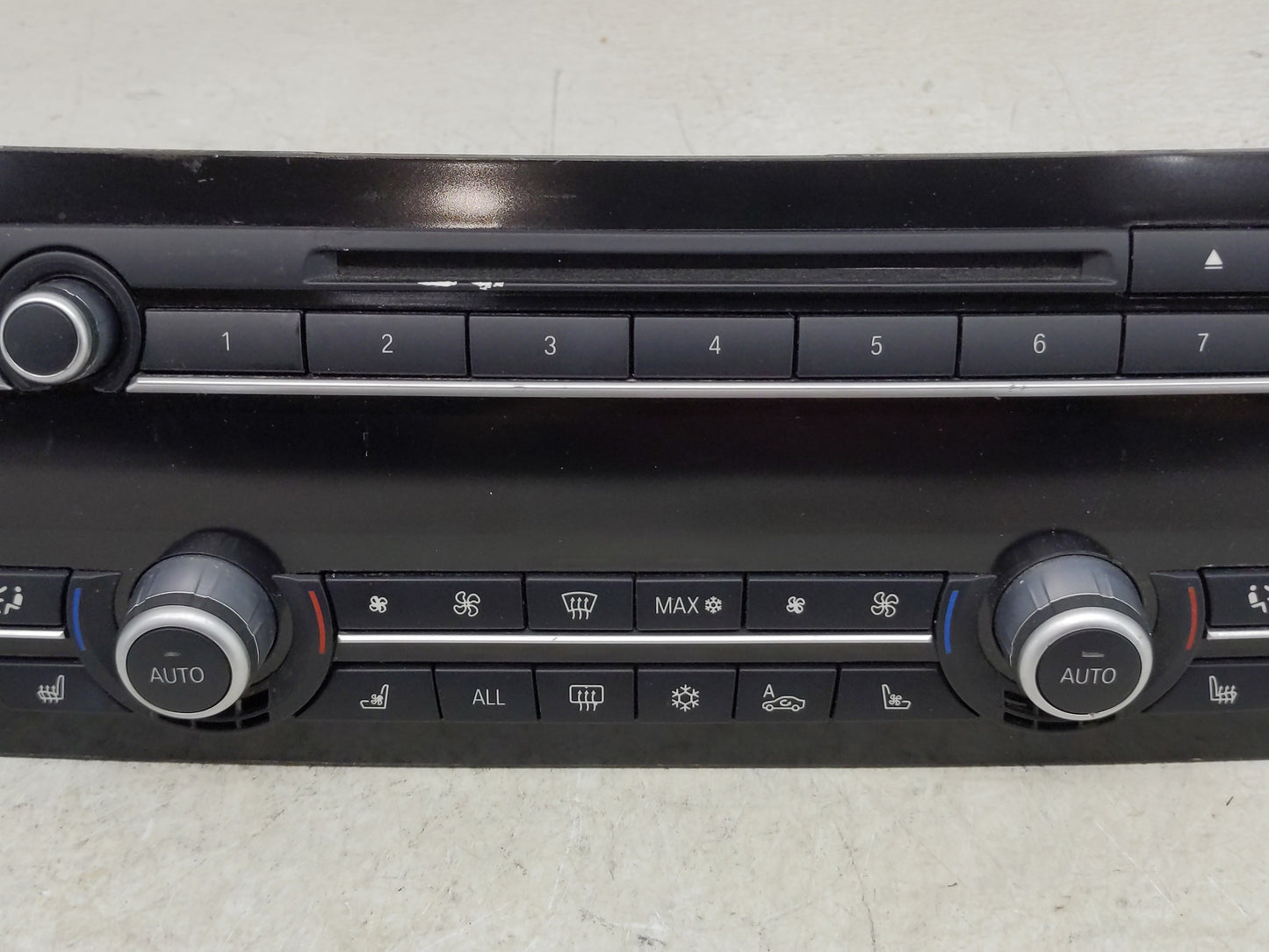 2009-2010 Bmw 750i Radio Control Panel - Oemusedautoparts1.com