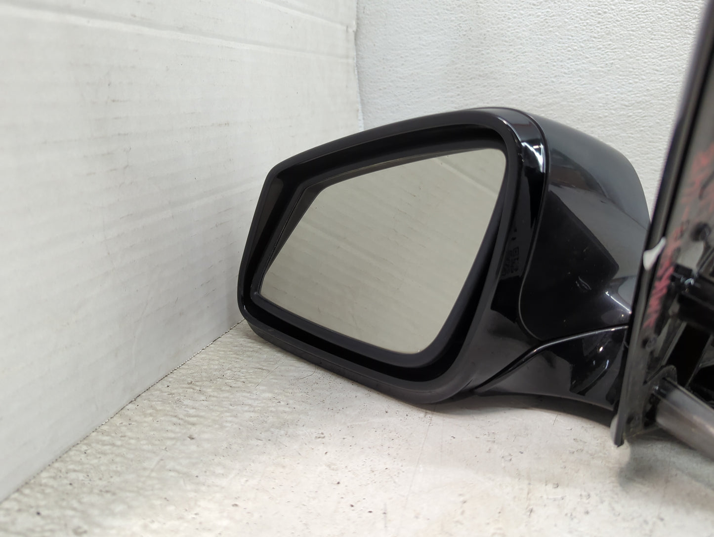 2009-2012 Bmw 750i Driver Side View Mirror - Left Door Mirror OEM Used - Oemusedautoparts1.com