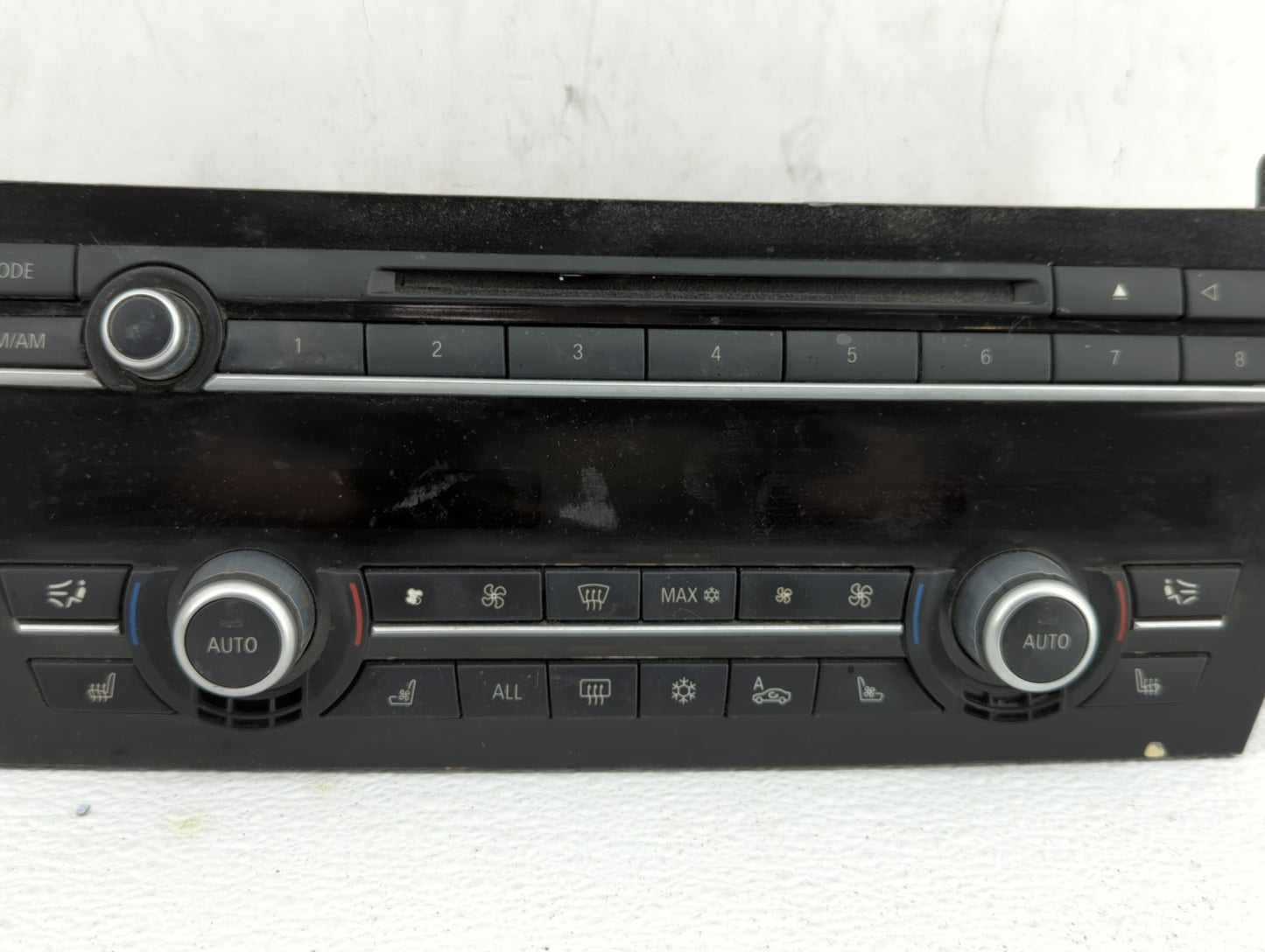 2009-2010 Bmw 750i Radio AM FM Cd Player Receiver Replacement P/N:69214741 9212472, 9241234, 9224751 Fits Fits 2009 2010 OEM
