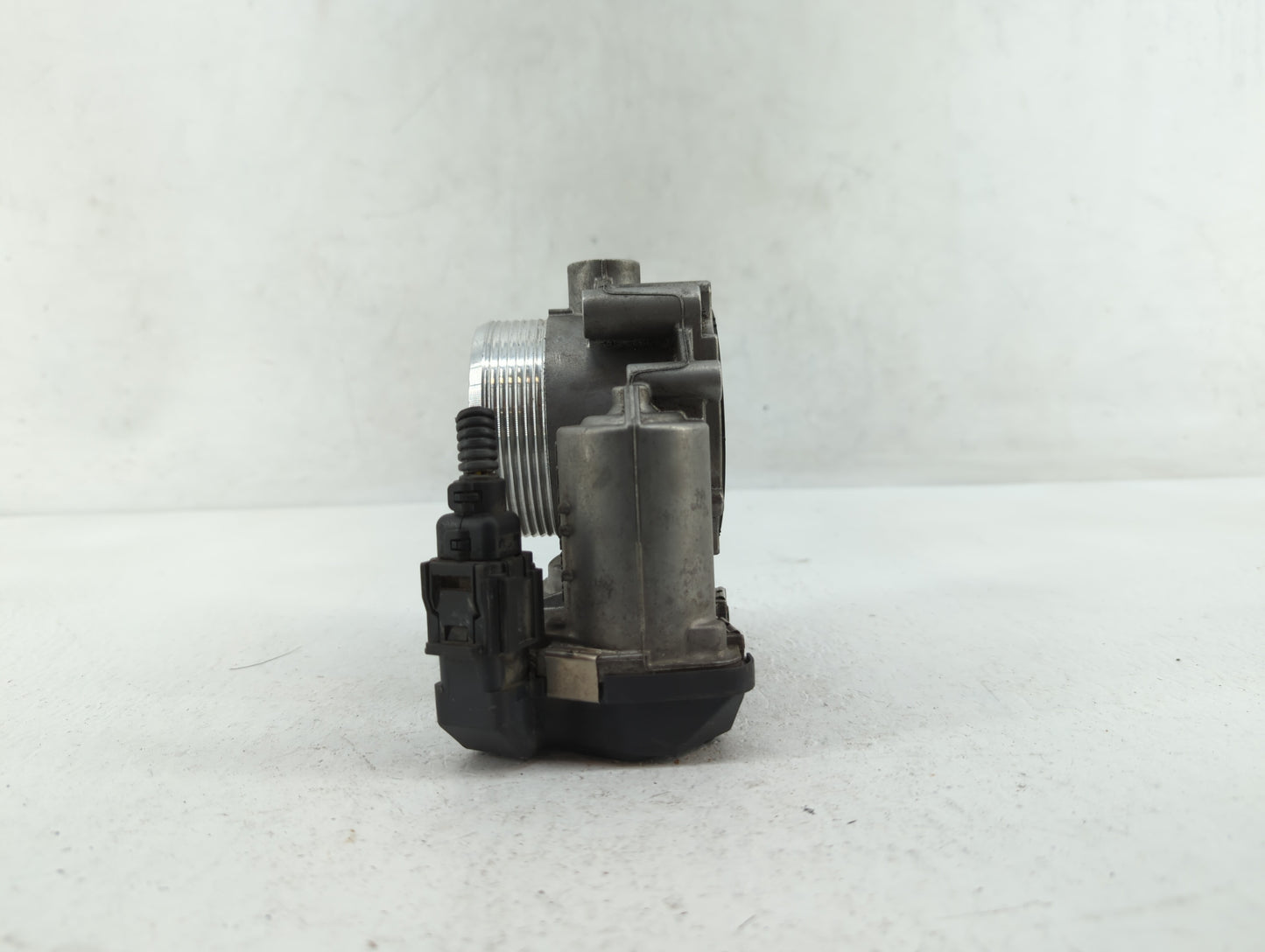 2009-2015 Bmw 750i Throttle Body P/N:7555944-02 7555944-03 Fits Fits 2008 2009 2010 2011 2012 2013 2014 2015 2016 2017 2018 