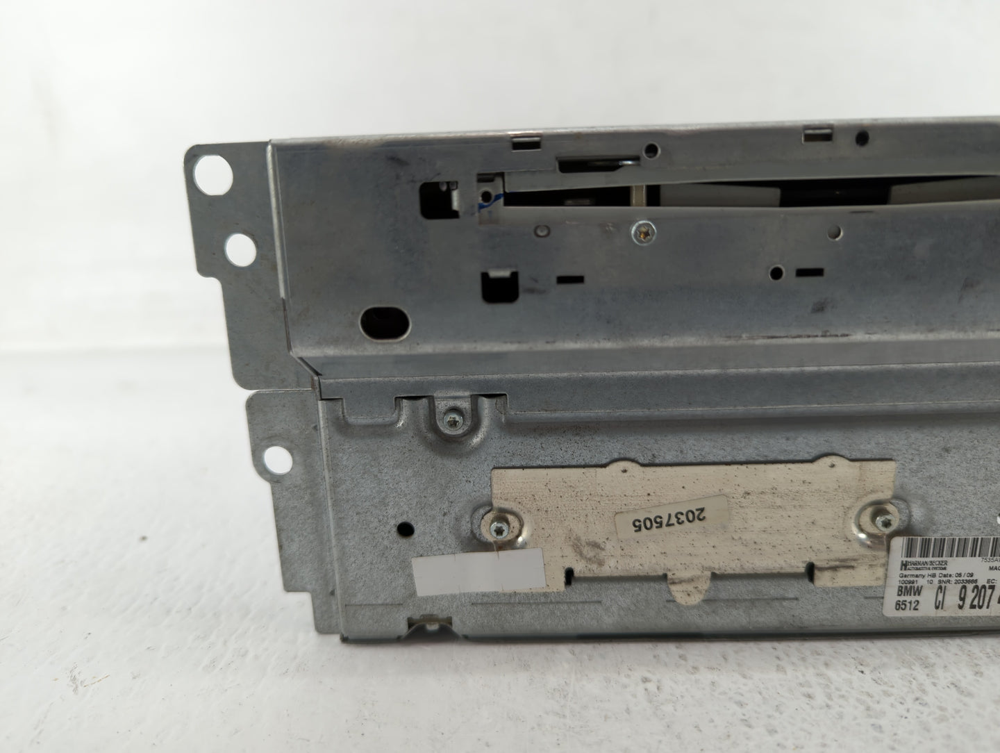 2009 Bmw 750i Radio AM FM Cd Player Receiver Replacement P/N:9 207 447 01 Fits OEM Used Auto Parts - Oemusedautoparts1.com