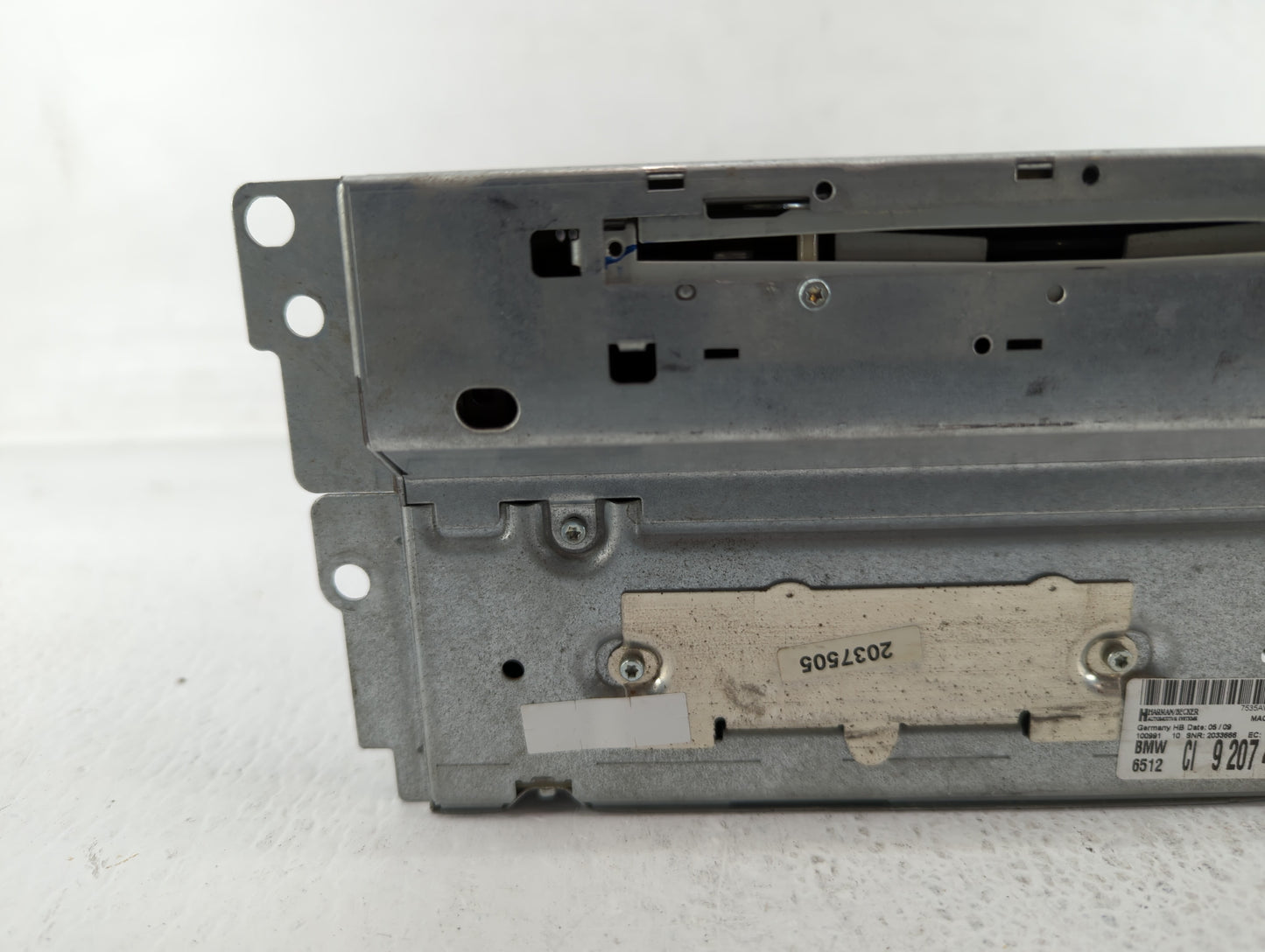 2009 Bmw 750i Radio AM FM Cd Player Receiver Replacement P/N:9 207 447 01 Fits OEM Used Auto Parts - Oemusedautoparts1.com