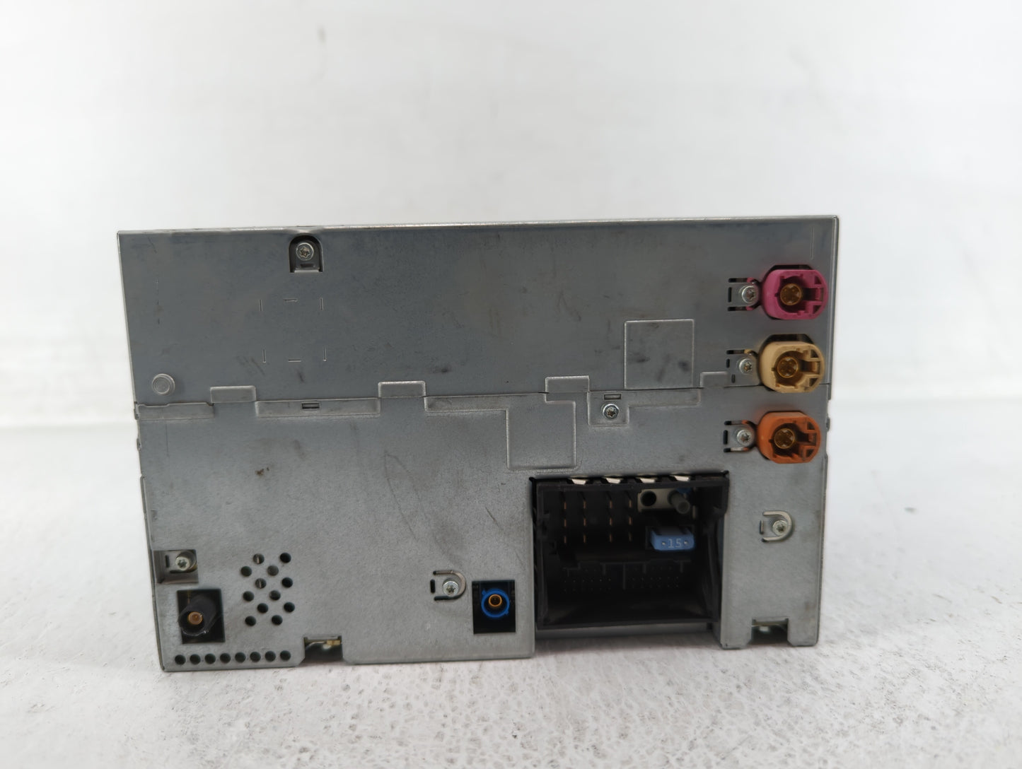 2009 Bmw 750i Radio AM FM Cd Player Receiver Replacement P/N:9 207 447 01 Fits OEM Used Auto Parts - Oemusedautoparts1.com
