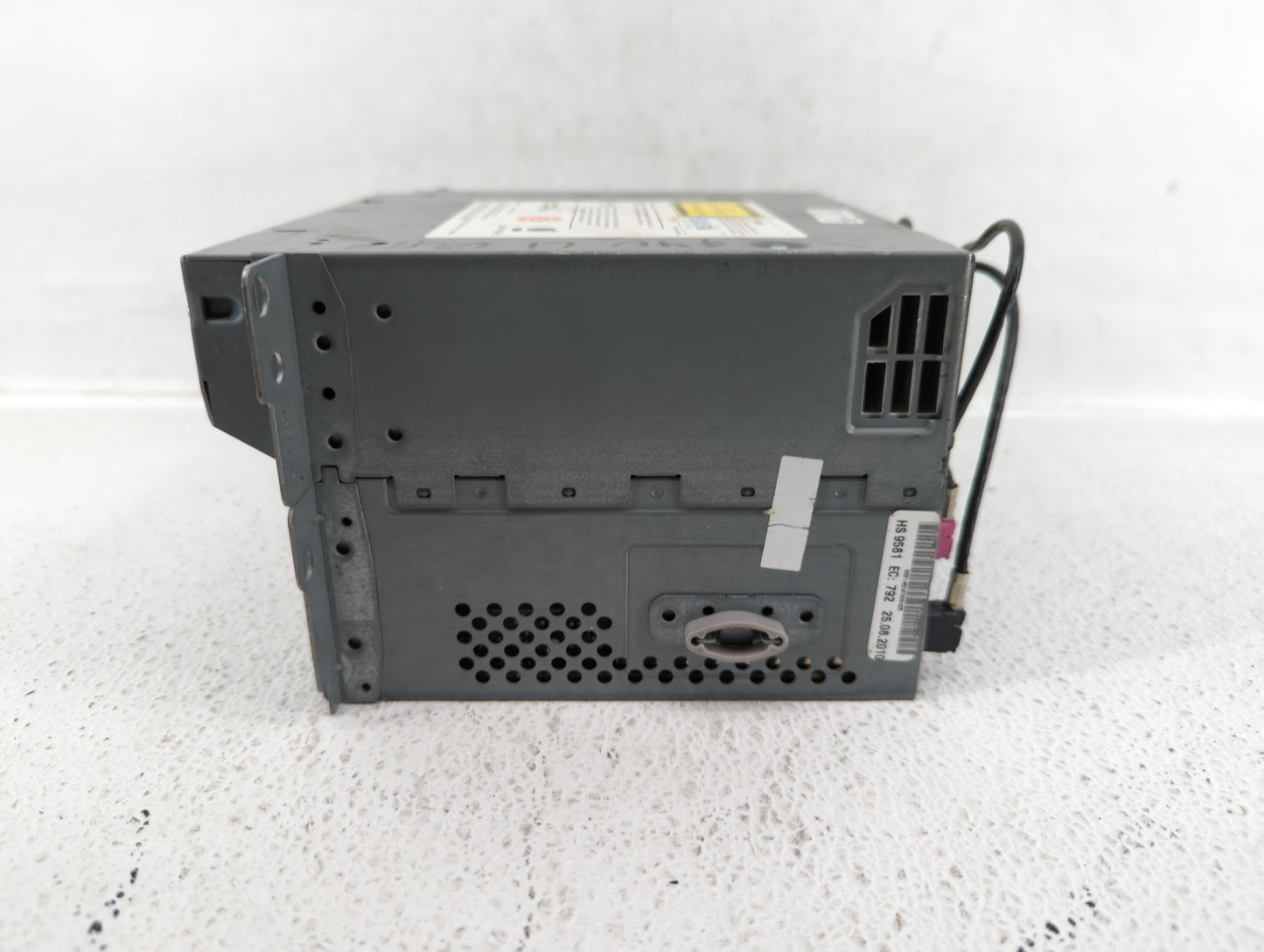 2009-2010 Bmw 750i Am Fm Cd Player Radio Receiver - Oemusedautoparts1.com