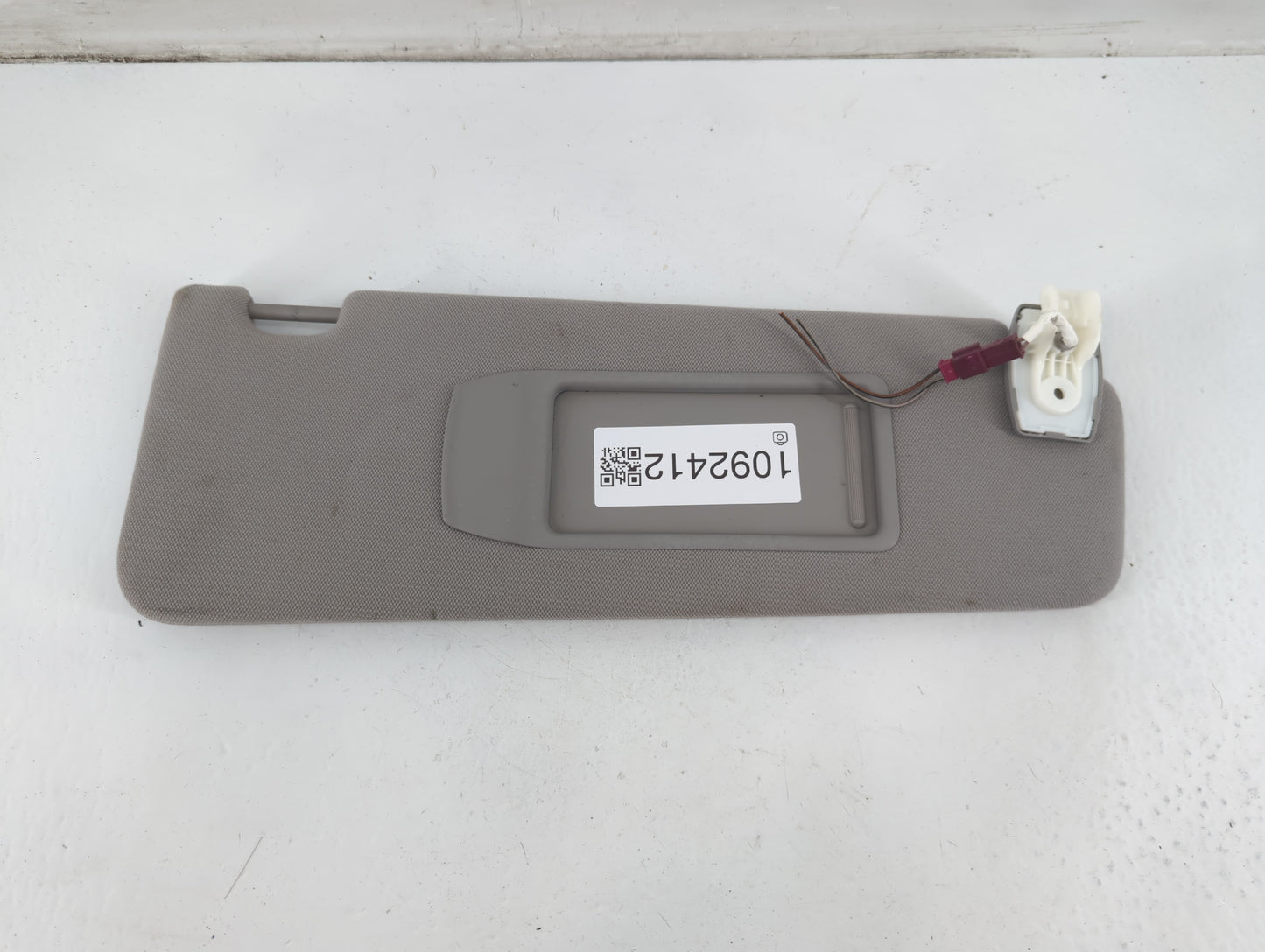 2009 Bmw 750il Sun Visor Shade Replacement Passenger Right Mirror Fits Fits 2010 2011 2012 2013 2014 2015 OEM Used Auto Part