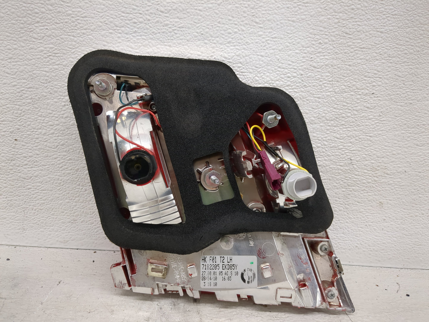 2009 Bmw 750li Tail Light Assembly Driver Left OEM P/N:7182205 EKD85Y Fits Fits 2010 2011 2012 OEM Used Auto Parts - Oemused