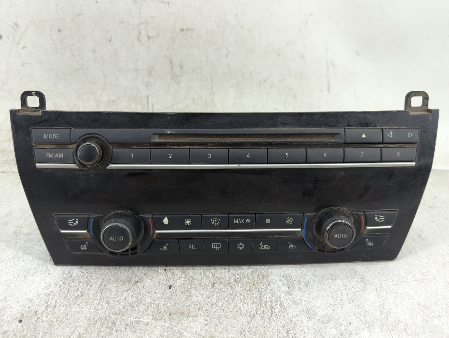 2009 Bmw 750li Radio AM FM Cd Player Receiver Replacement Fits OEM Used Auto Parts - Oemusedautoparts1.com