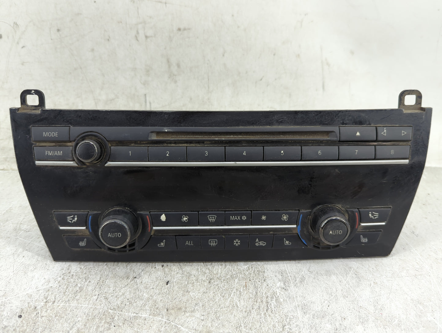 2009 Bmw 750li Radio AM FM Cd Player Receiver Replacement Fits OEM Used Auto Parts - Oemusedautoparts1.com