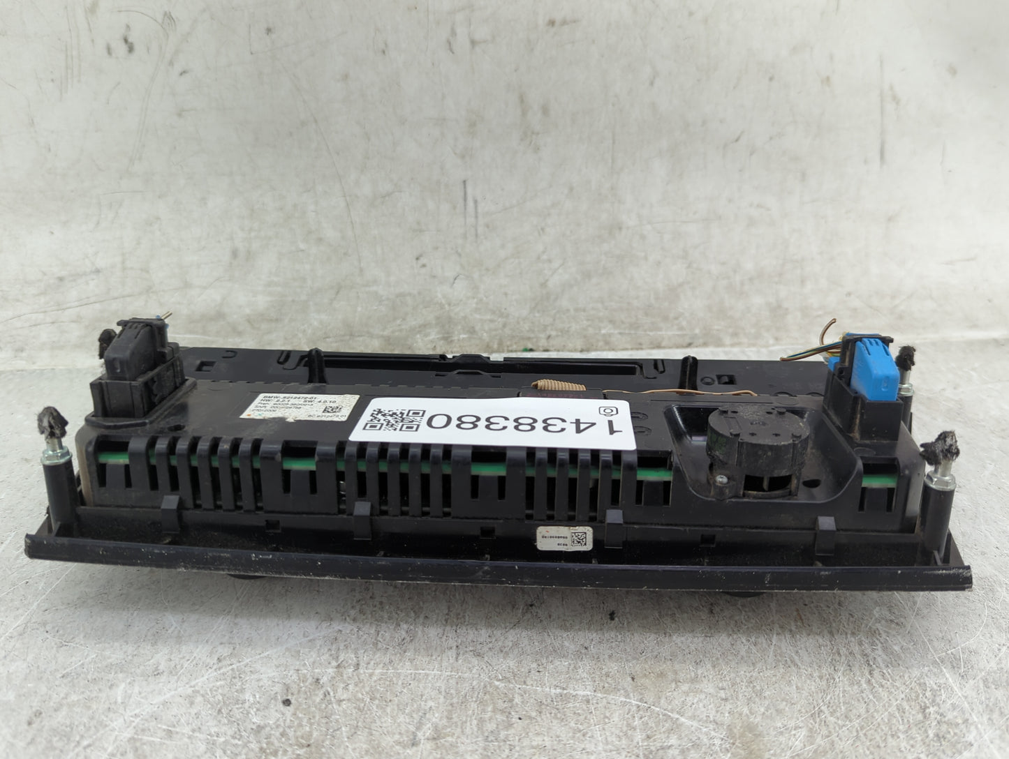 2009 Bmw 750li Radio AM FM Cd Player Receiver Replacement Fits OEM Used Auto Parts - Oemusedautoparts1.com