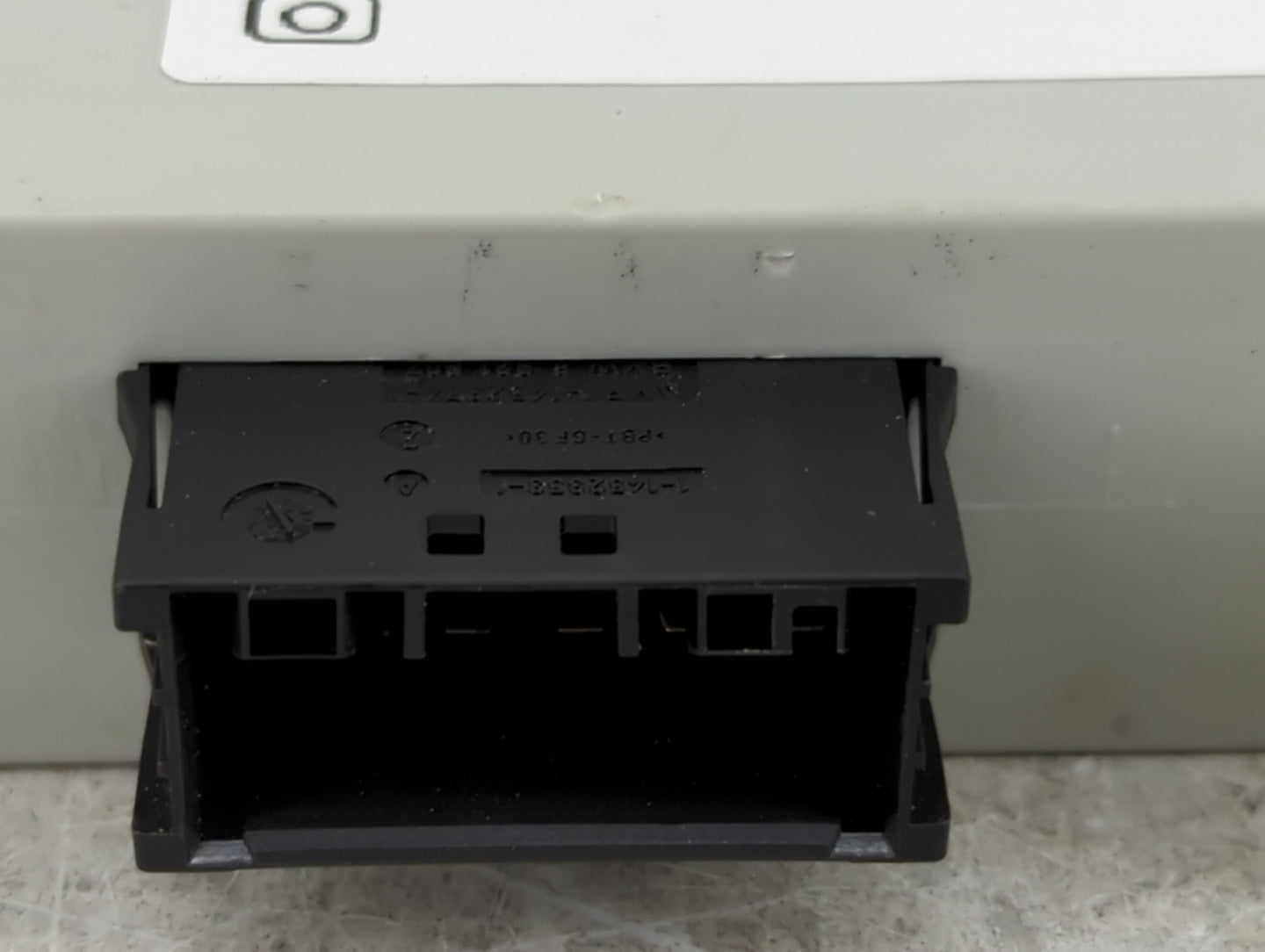 Bmw 750li Tailgate Control Module 61357240611|f005v00942 - Oemusedautoparts1.com