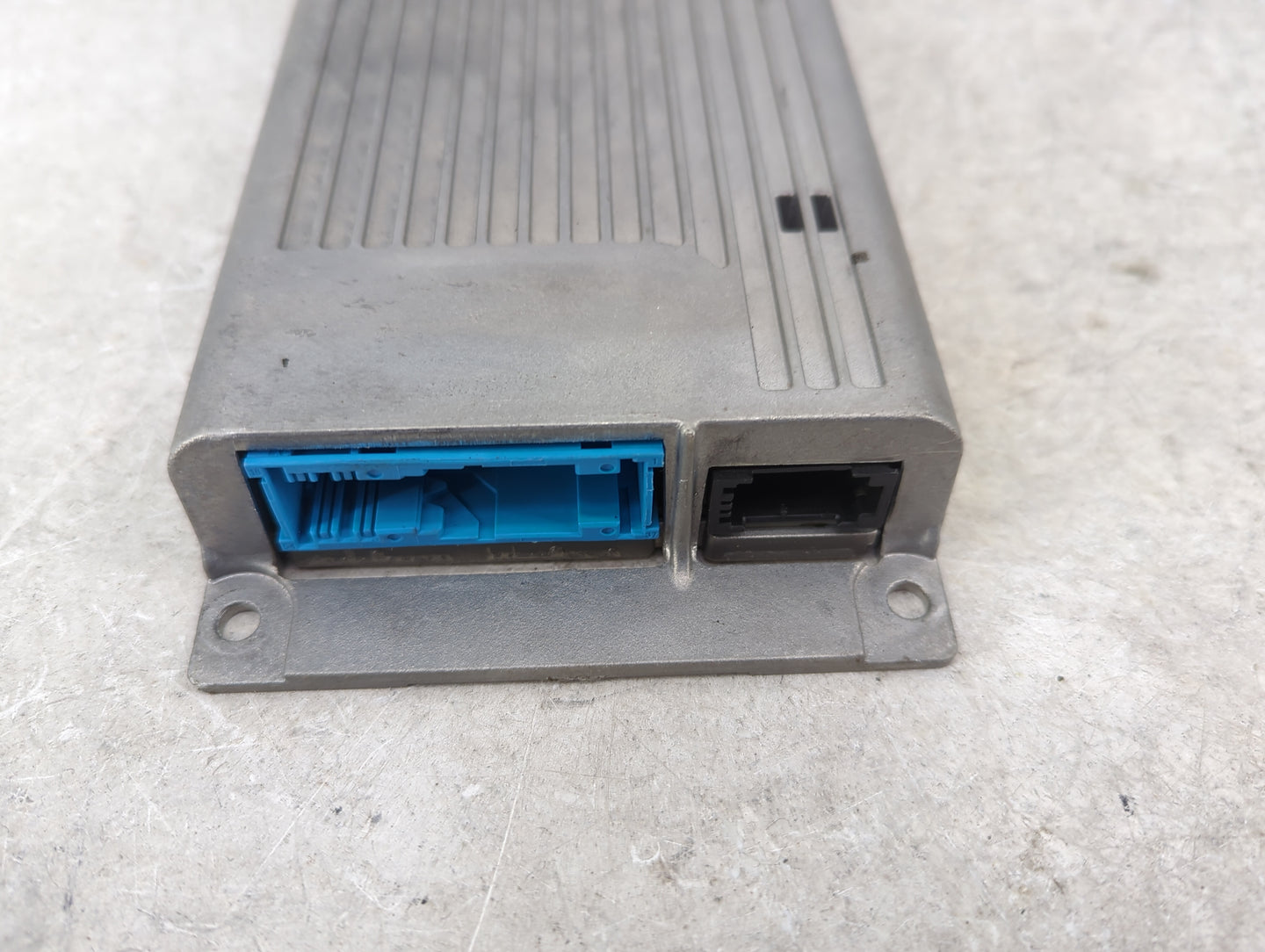 Bmw 750li Communication Control Module - Oemusedautoparts1.com