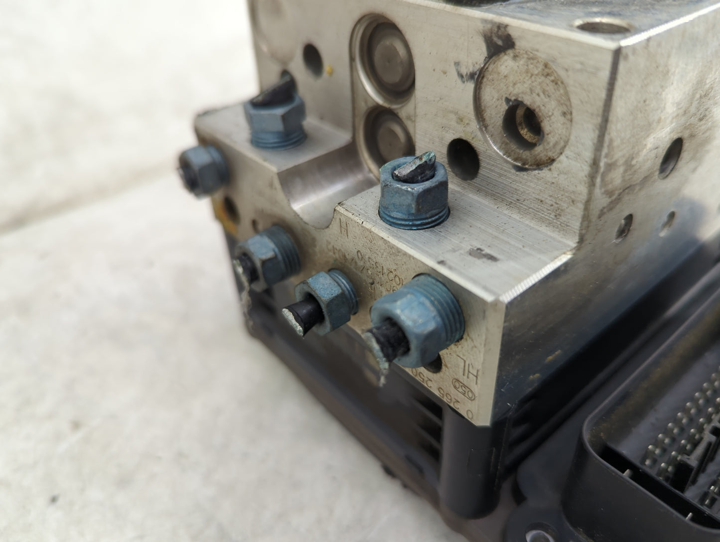 2009 Bmw 750li ABS Pump Control Module Replacement P/N:0265250234 34516795453, 0265235033 Fits Fits 2010 2011 2012 2013 OEM 
