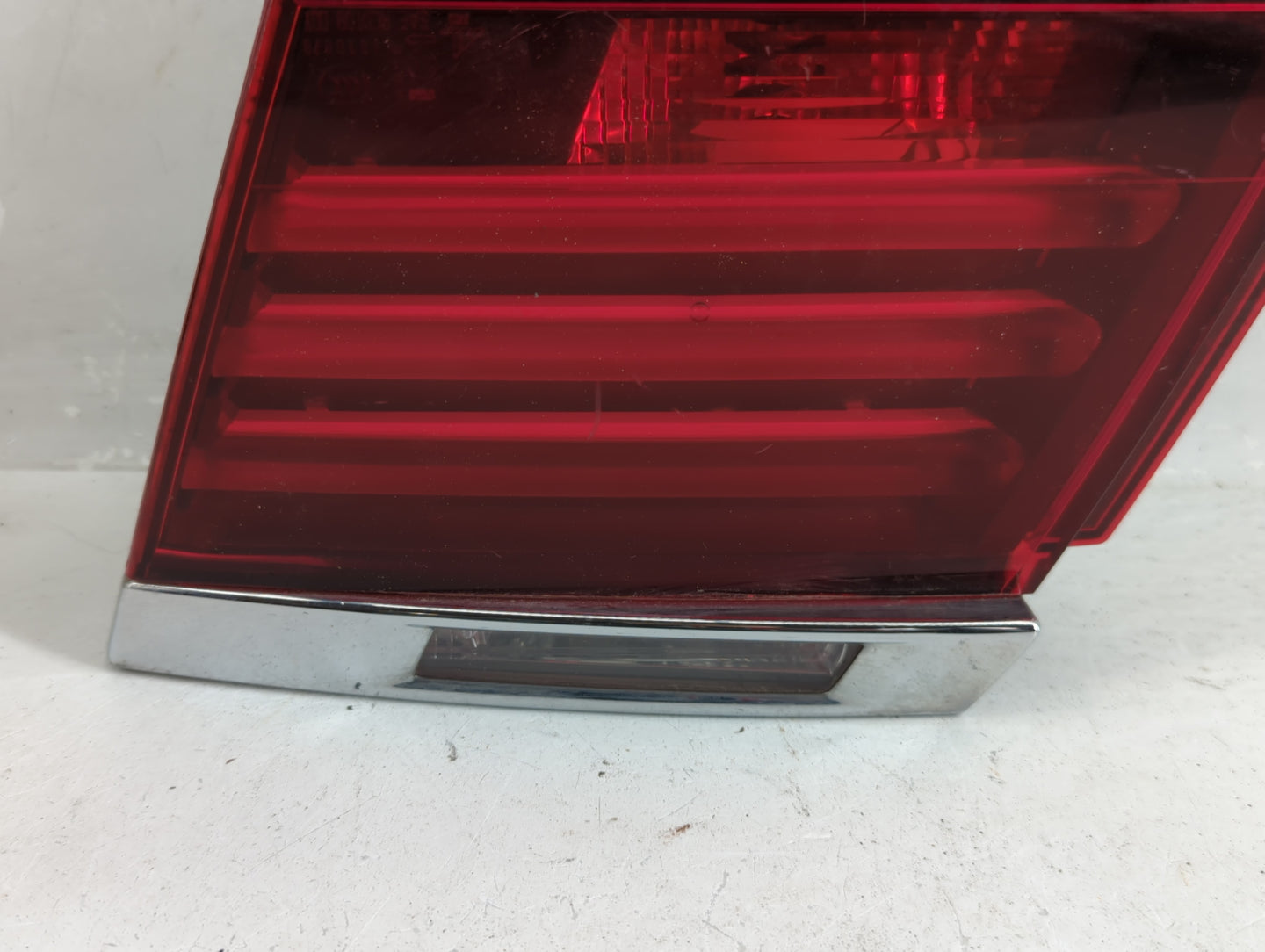 2009 Bmw 7 Series Tail Light Assembly Passenger Right OEM P/N:7300272 Fits OEM Used Auto Parts - Oemusedautoparts1.com