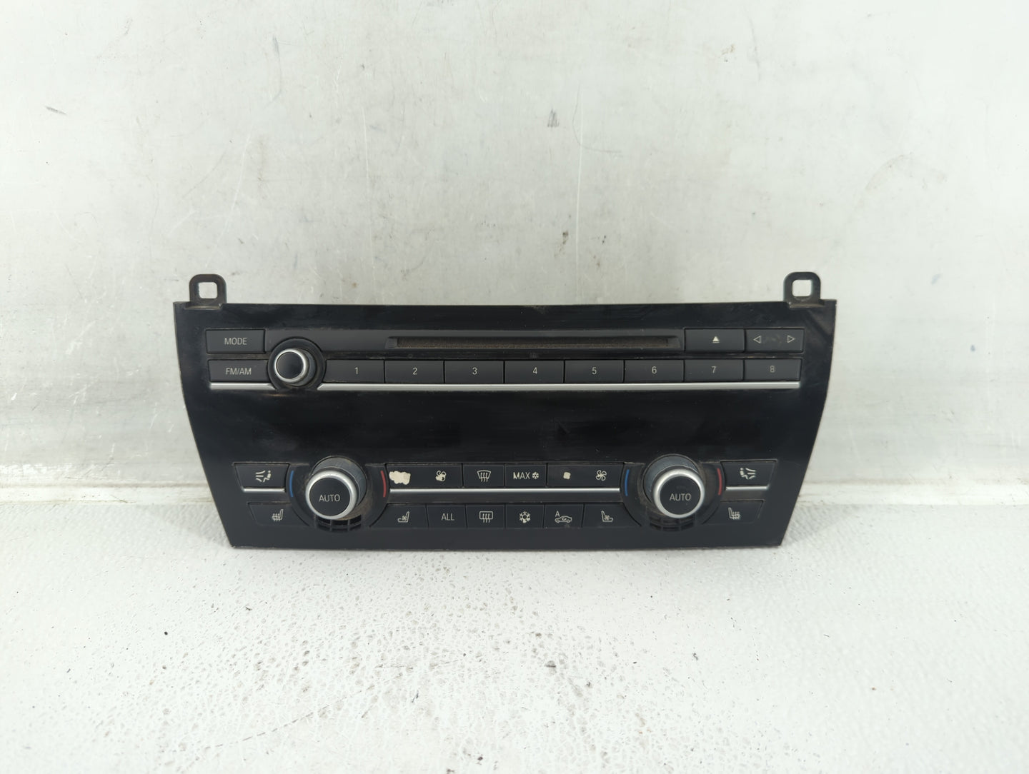 2009 Bmw 7 Series Radio AM FM Cd Player Receiver Replacement P/N:9 207 447 01 Fits OEM Used Auto Parts - Oemusedautoparts1.c