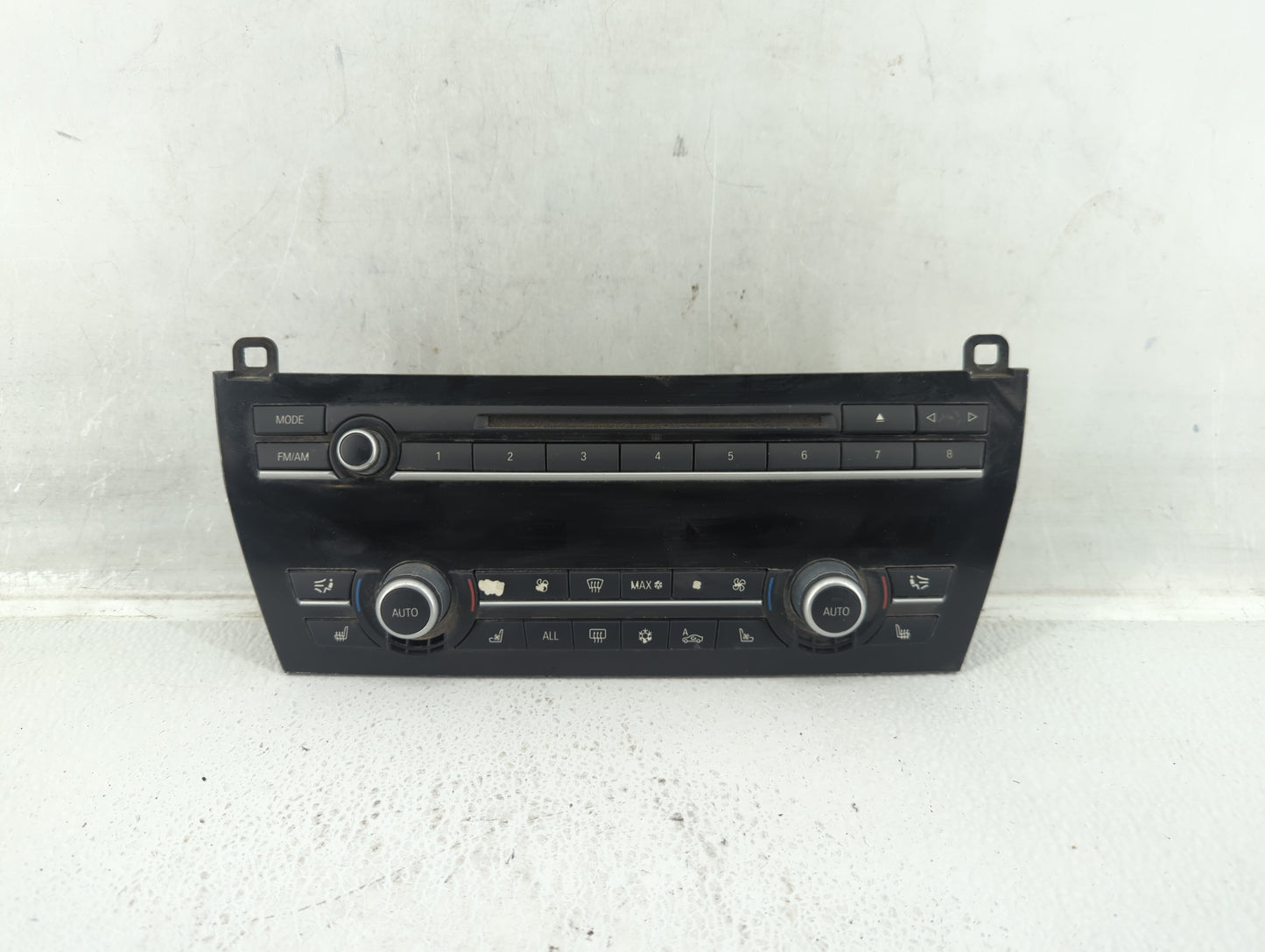 2009 Bmw 7 Series Radio AM FM Cd Player Receiver Replacement P/N:9 207 447 01 Fits OEM Used Auto Parts - Oemusedautoparts1.c