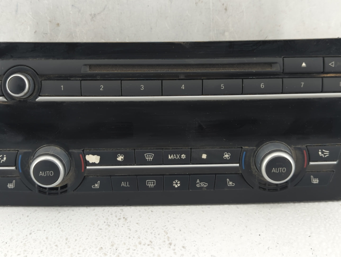 2009 Bmw 7 Series Radio AM FM Cd Player Receiver Replacement P/N:9 207 447 01 Fits OEM Used Auto Parts - Oemusedautoparts1.c