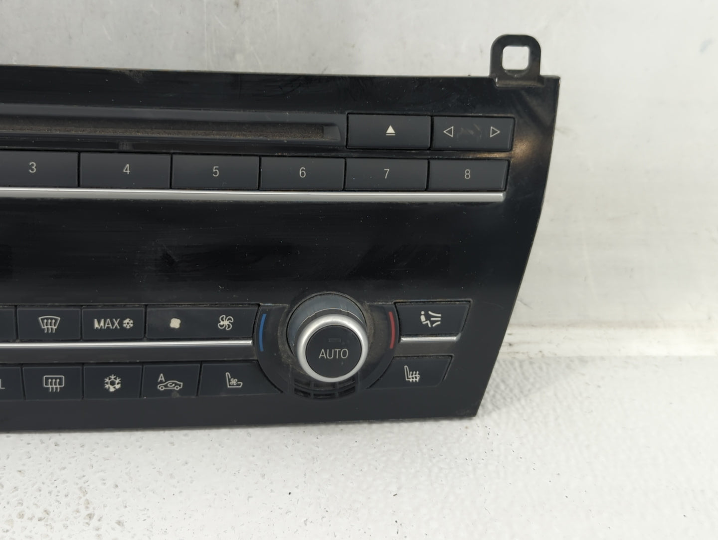 2009 Bmw 7 Series Radio AM FM Cd Player Receiver Replacement P/N:9 207 447 01 Fits OEM Used Auto Parts - Oemusedautoparts1.c
