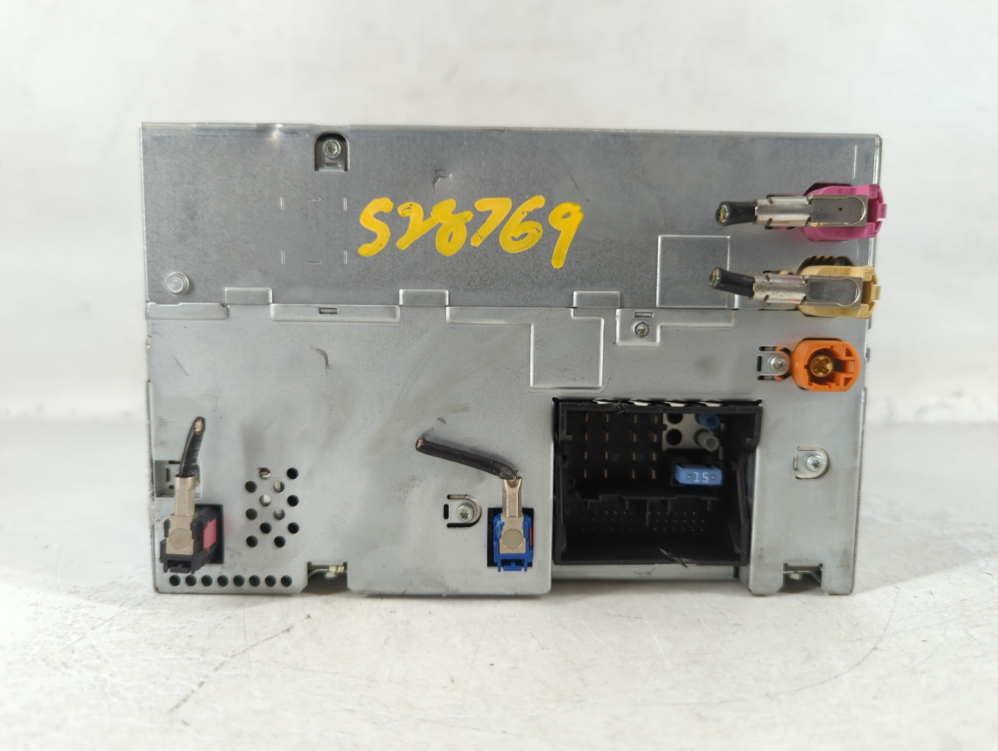 2009 Bmw 7 Series Radio AM FM Cd Player Receiver Replacement P/N:CI 9 207 453 01 Fits OEM Used Auto Parts - Oemusedautoparts