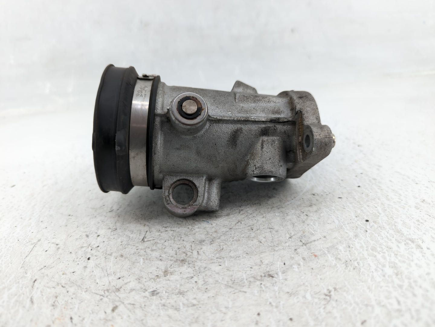 2008-2013 Bmw M3 Throttle Body P/N:7838 243 01 Fits Fits 2008 2009 2010 2011 2012 2013 OEM Used Auto Parts - Oemusedautopart