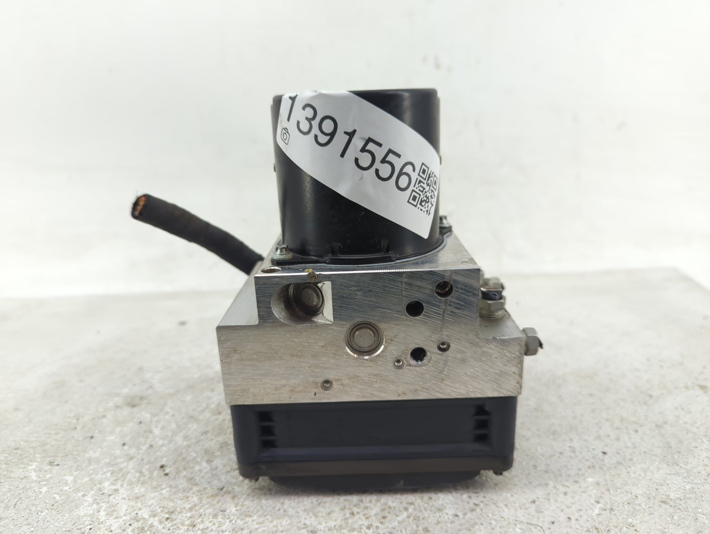 2006-2010 Bmw M5 ABS Pump Control Module Replacement P/N:34516783366-03 Fits Fits 2006 2007 2008 2009 2010 OEM Used Auto Par
