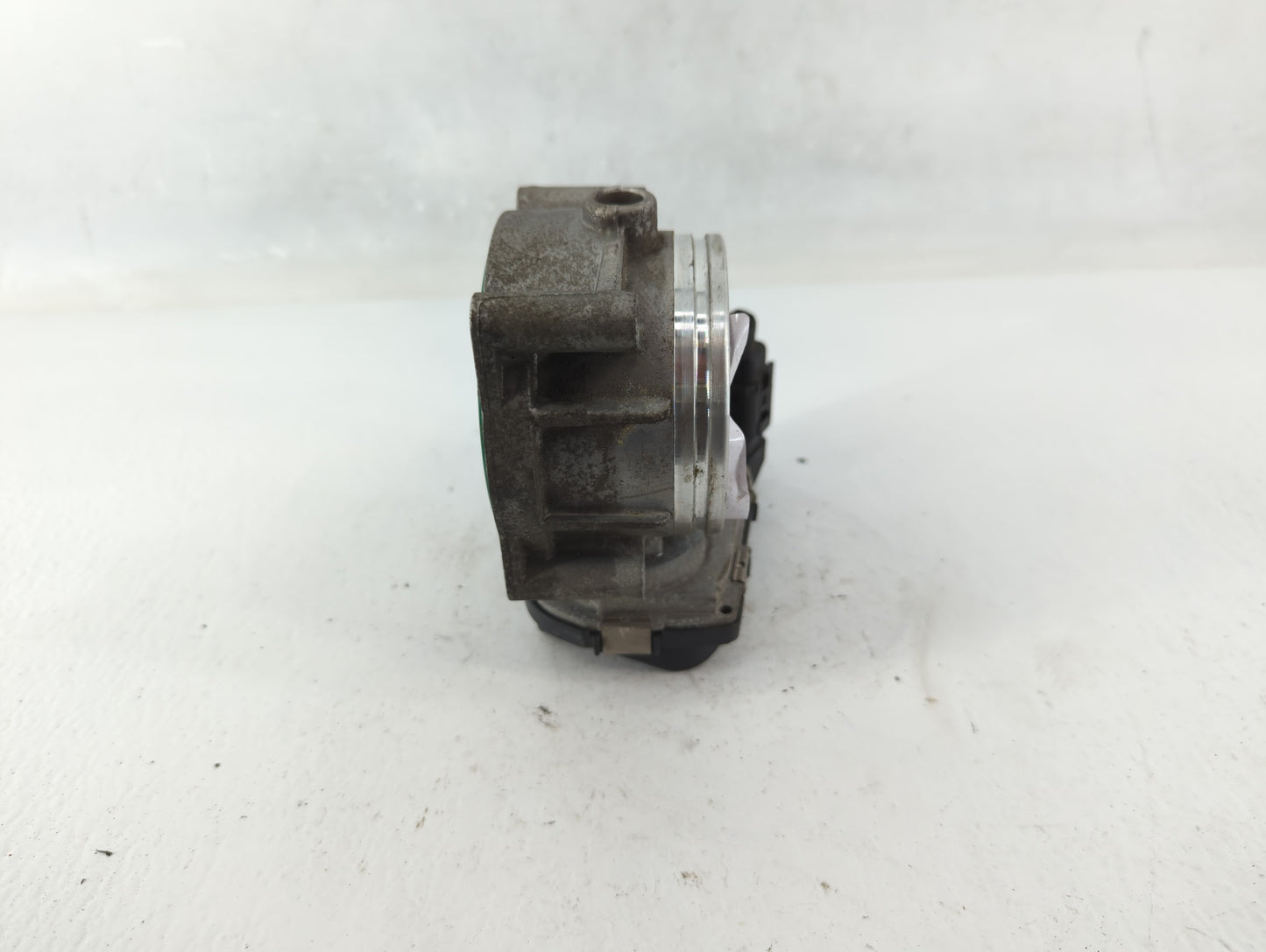 2007-2012 Bmw X3 Throttle Body P/N:7 556 1180-01 Fits Fits 2007 2008 2009 2010 2011 2012 2013 OEM Used Auto Parts - Oemuseda