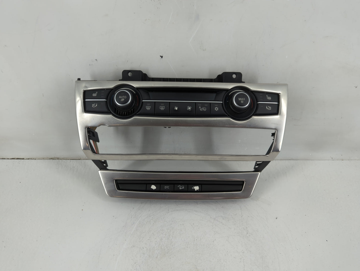 2007-2013 Bmw X5 Climate Control Module Temperature AC/Heater Replacement P/N:9 193 966-01 Fits OEM Used Auto Parts - Oemuse