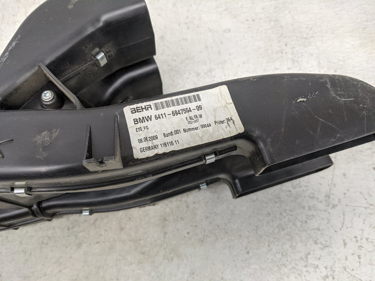 2009 Bmw X5 Heater AC Blower Motor P/N:64116947554 5HL008941-04, G4532002 Fits OEM Used Auto Parts - Oemusedautoparts1.com