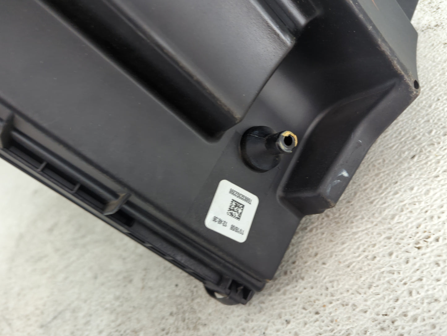 2007-2010 Bmw X5 Air Cleaner Intake-duct Hose Tube 1494243 - Oemusedautoparts1.com