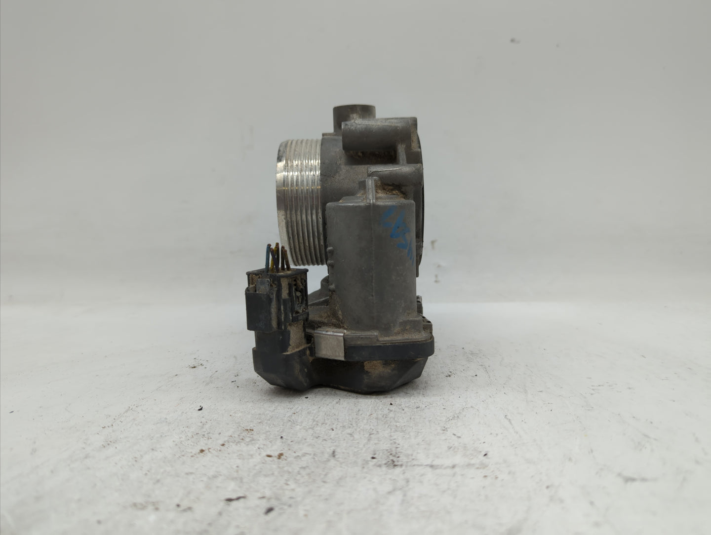 2011-2018 Bmw X5 Throttle Body P/N:7 555 944 7555944 Fits Fits 2008 2009 2010 2011 2012 2013 2014 2015 2016 2017 2018 OEM Us