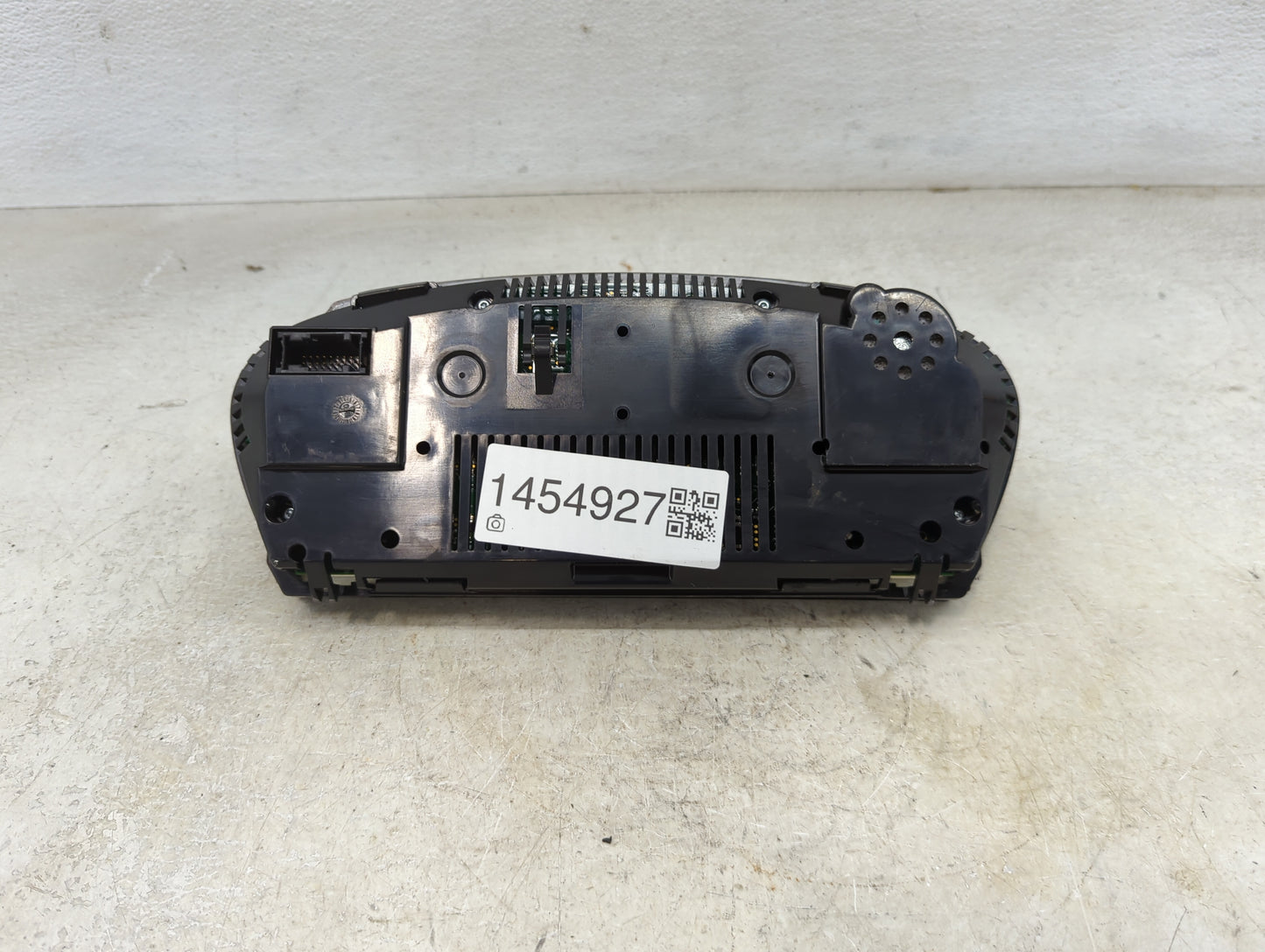 2008-2011 Bmw X6 Instrument Cluster Speedometer Gauges P/N:735611863 Miles: Fits Fits 2008 2009 2010 2011 OEM Used Auto Part