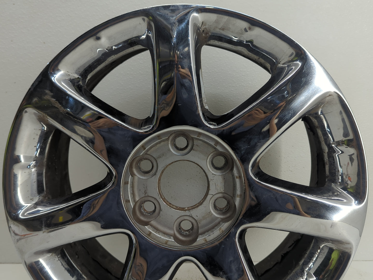 2008-2010 Buick Enclave Oem Wheel Rim 1073971 - Oemusedautoparts1.com