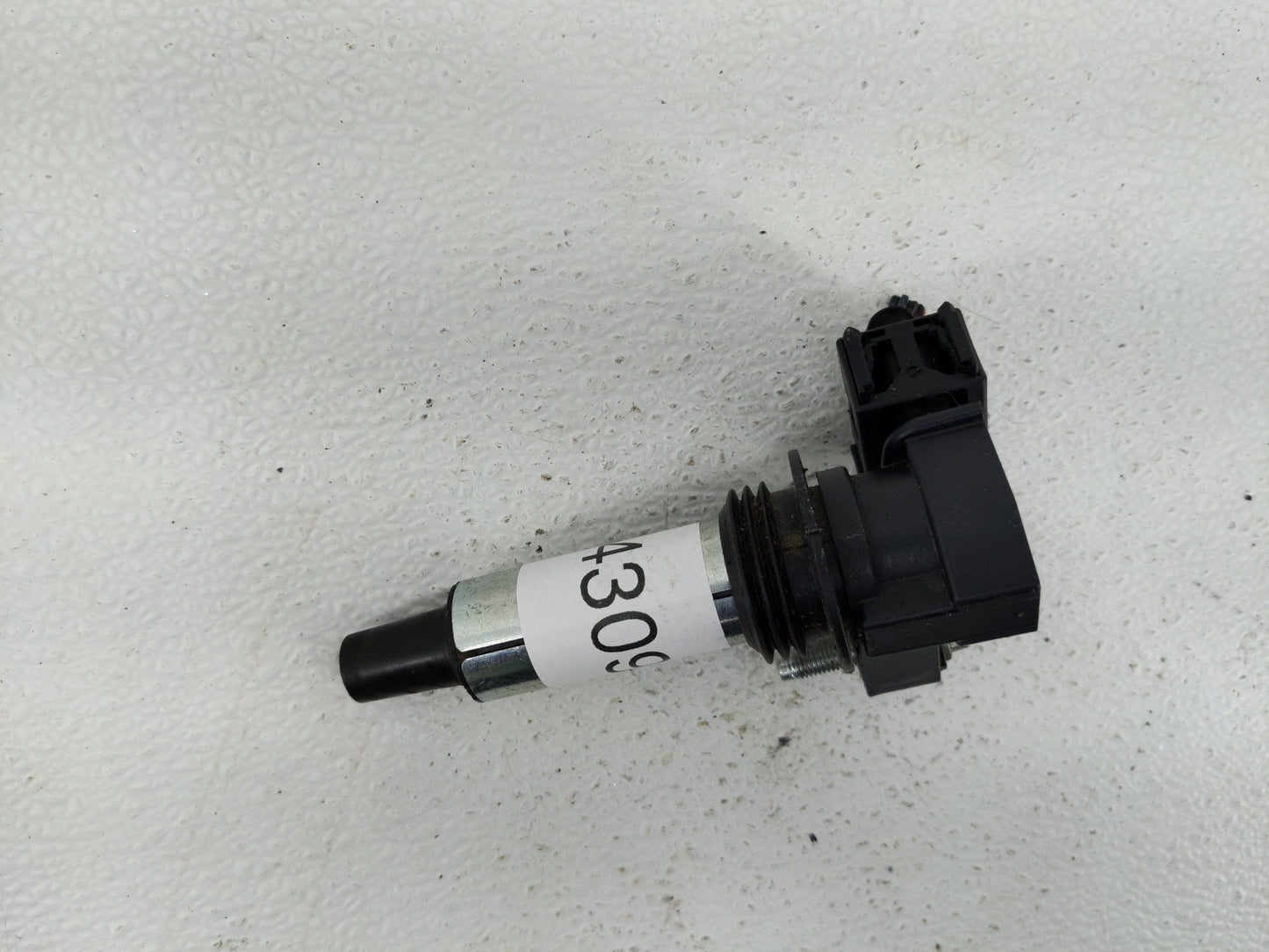 2009-2009 Buick Enclave Ignition Coil Igniter Pack - Oemusedautoparts1.com